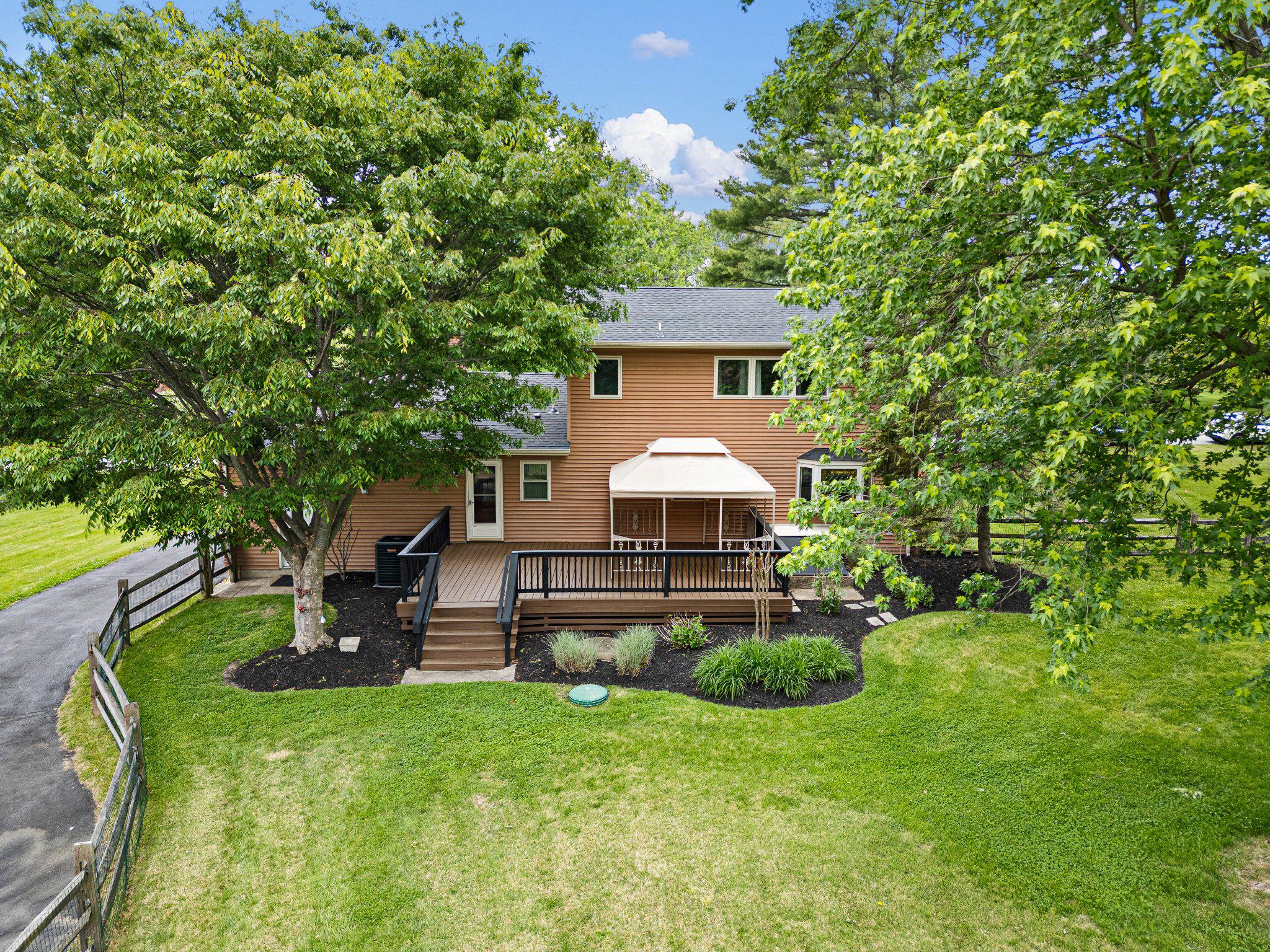 ROLLING MEADOWS - Residential