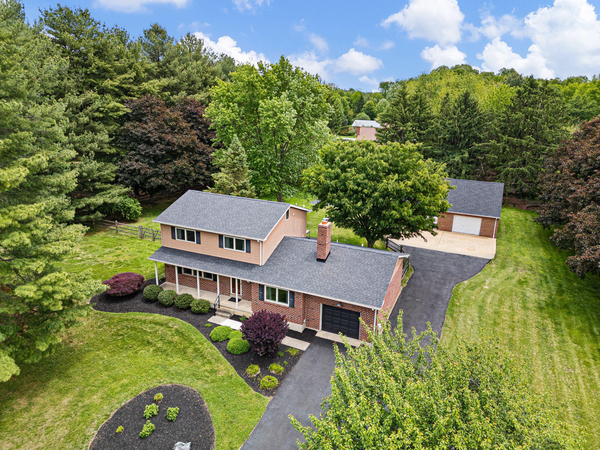 ROLLING MEADOWS - Residential