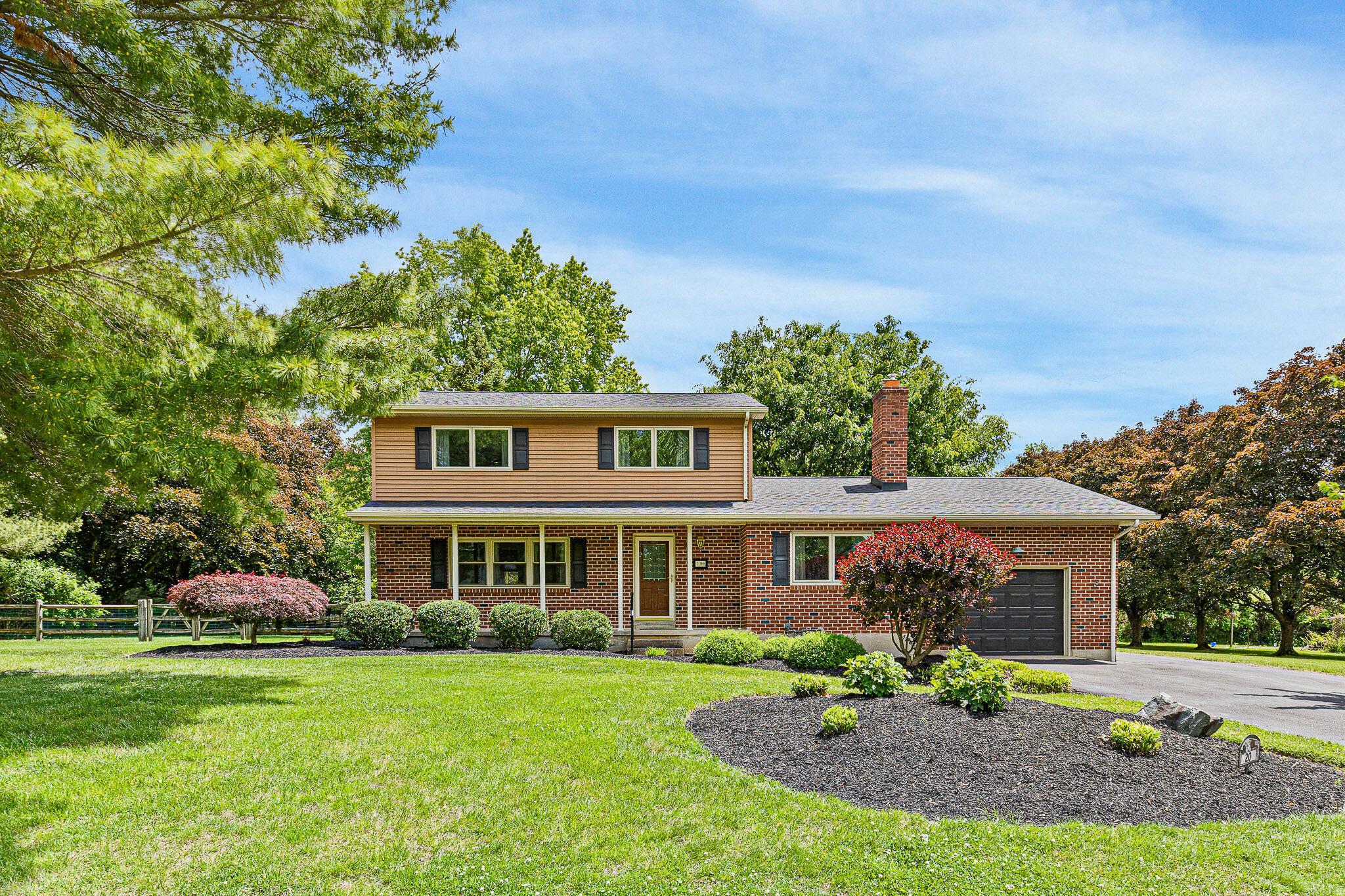 ROLLING MEADOWS - Residential