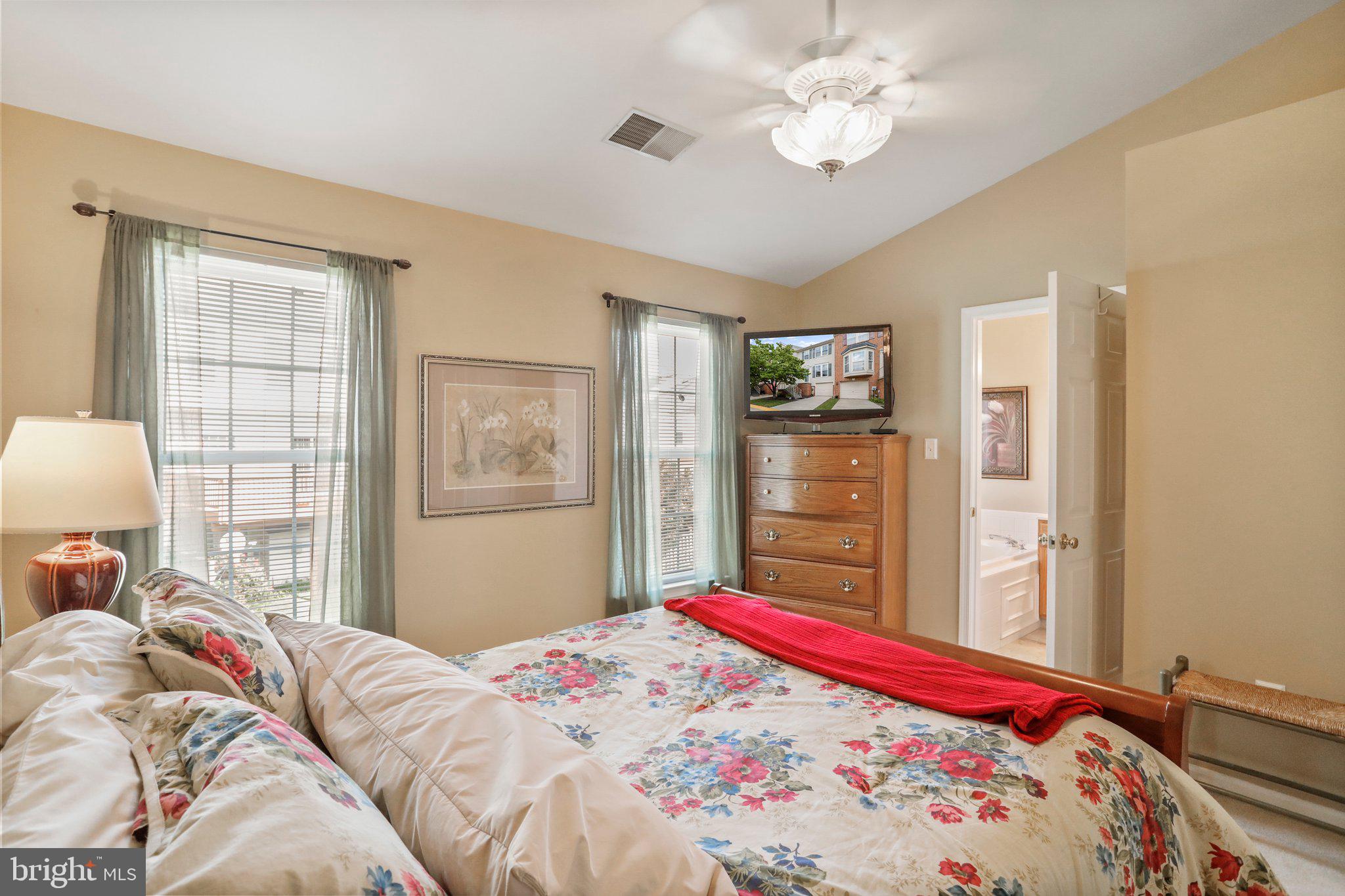 CLOVERLEAF TOWNHOMES - Residential