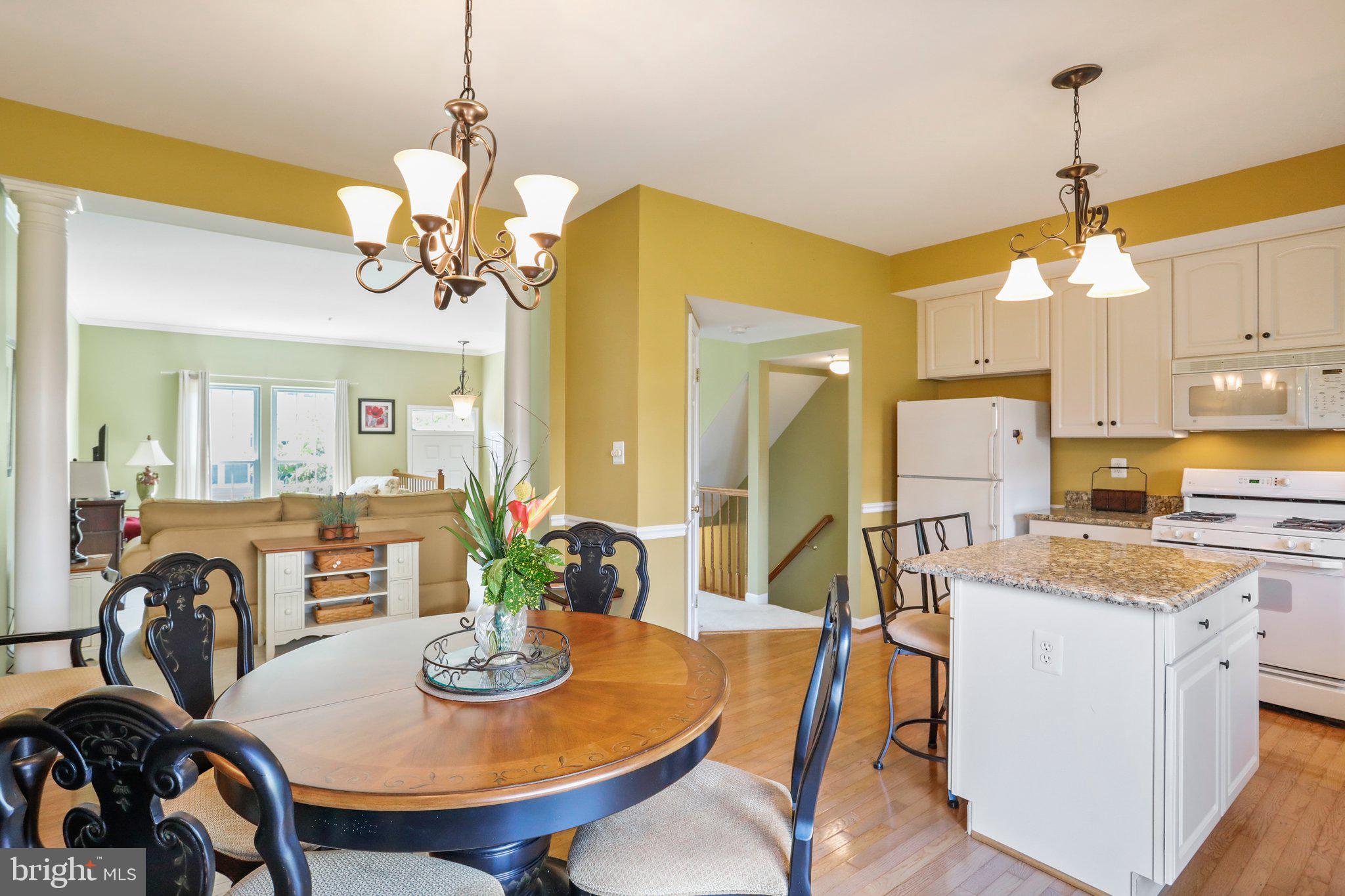 CLOVERLEAF TOWNHOMES - Residential