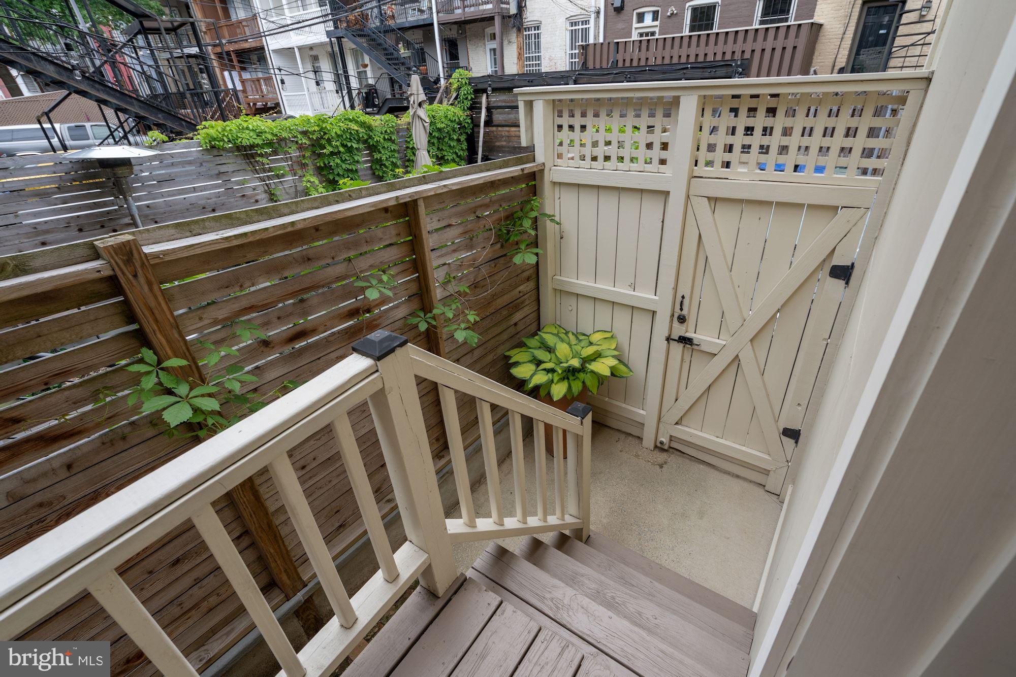 DUPONT CIRCLE - Residential