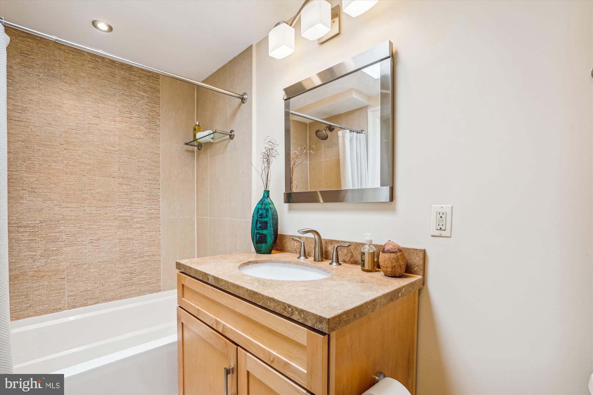 DUPONT CIRCLE - Residential