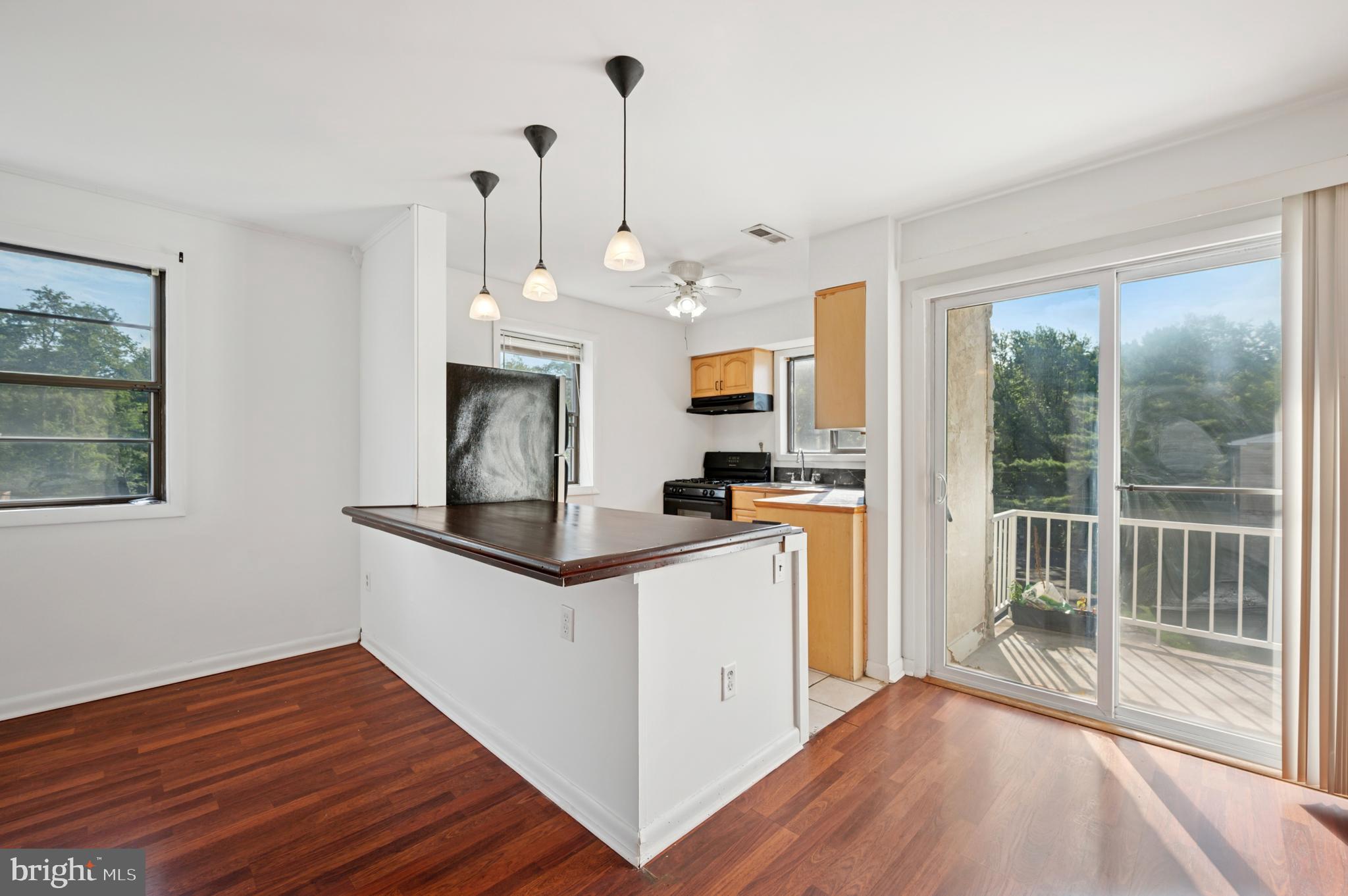 LANSDALE - Residential