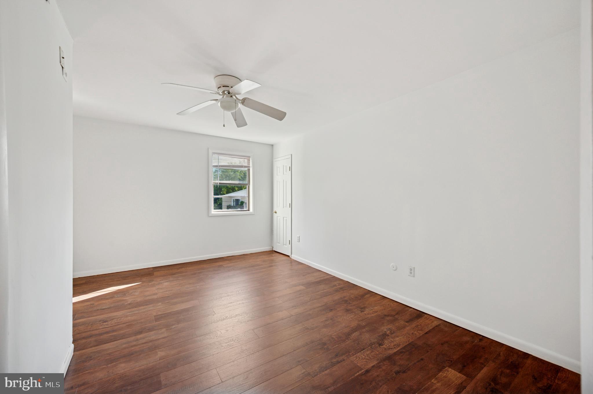 LANSDALE - Residential