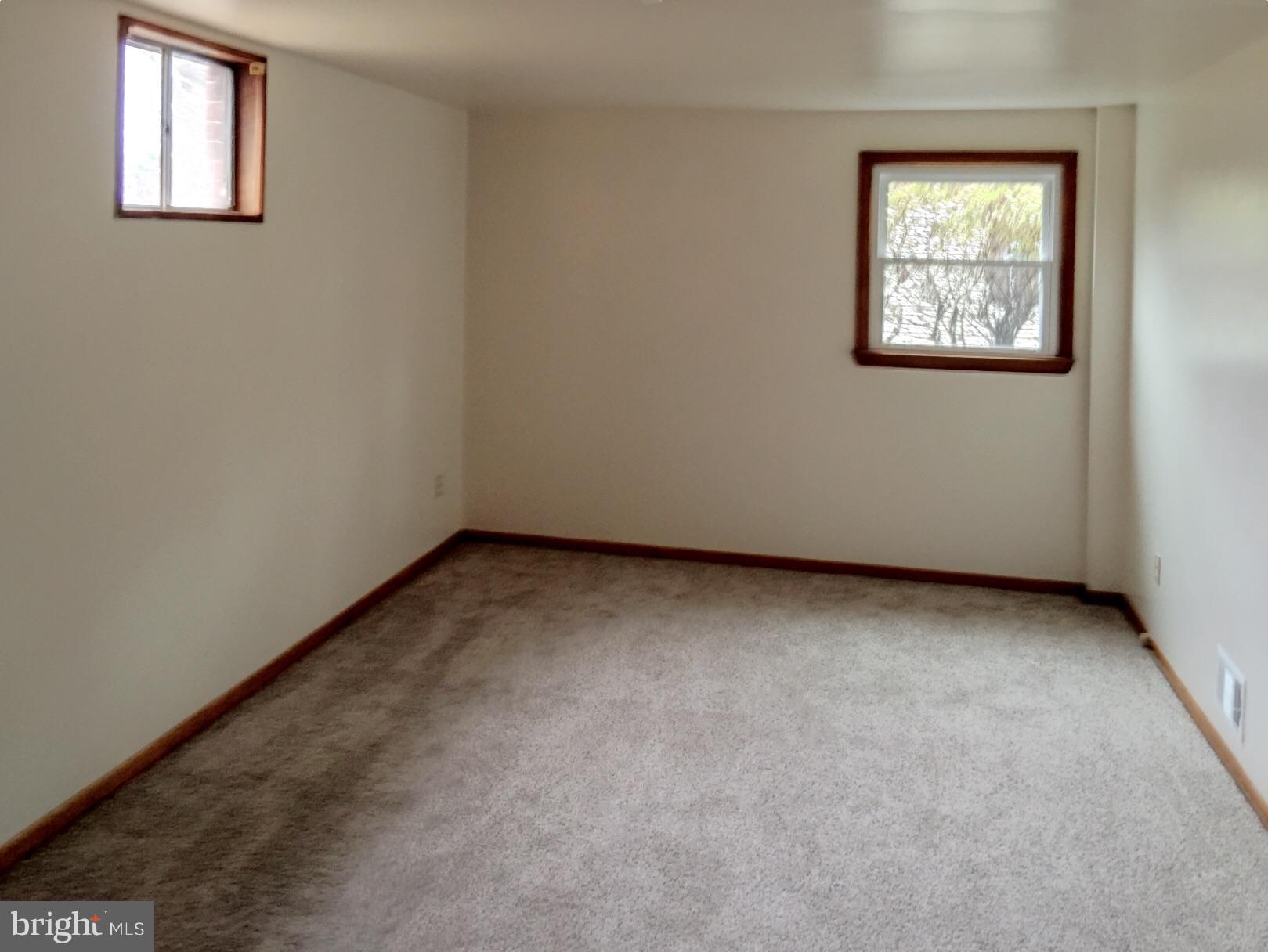 BROOKS HAVEN - Residential Lease