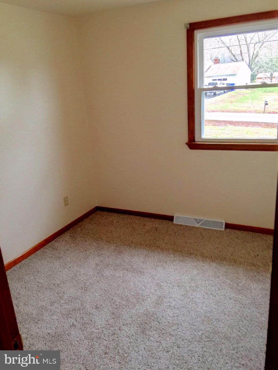 BROOKS HAVEN - Residential Lease