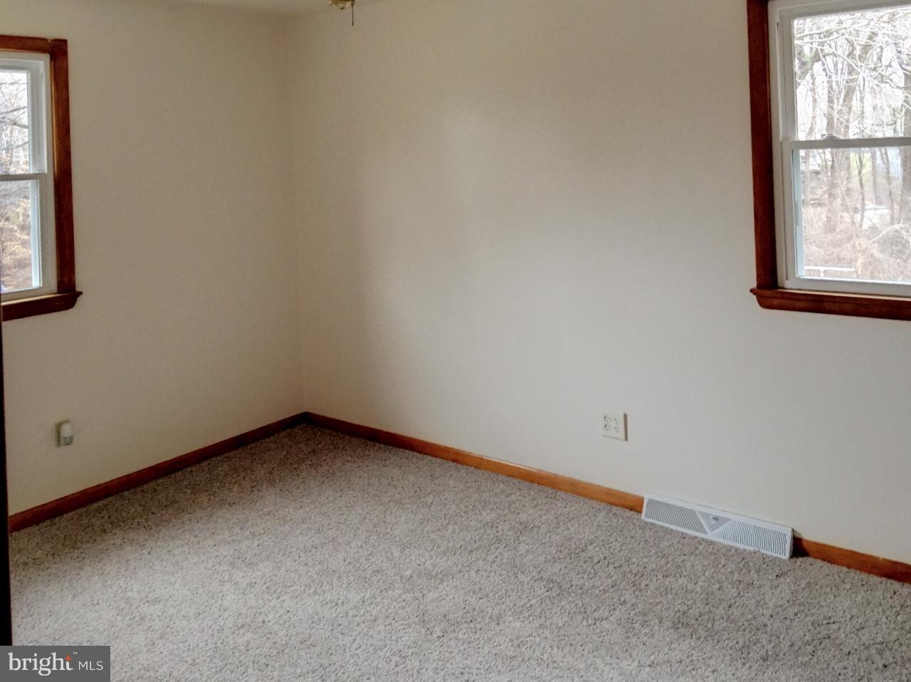 BROOKS HAVEN - Residential Lease