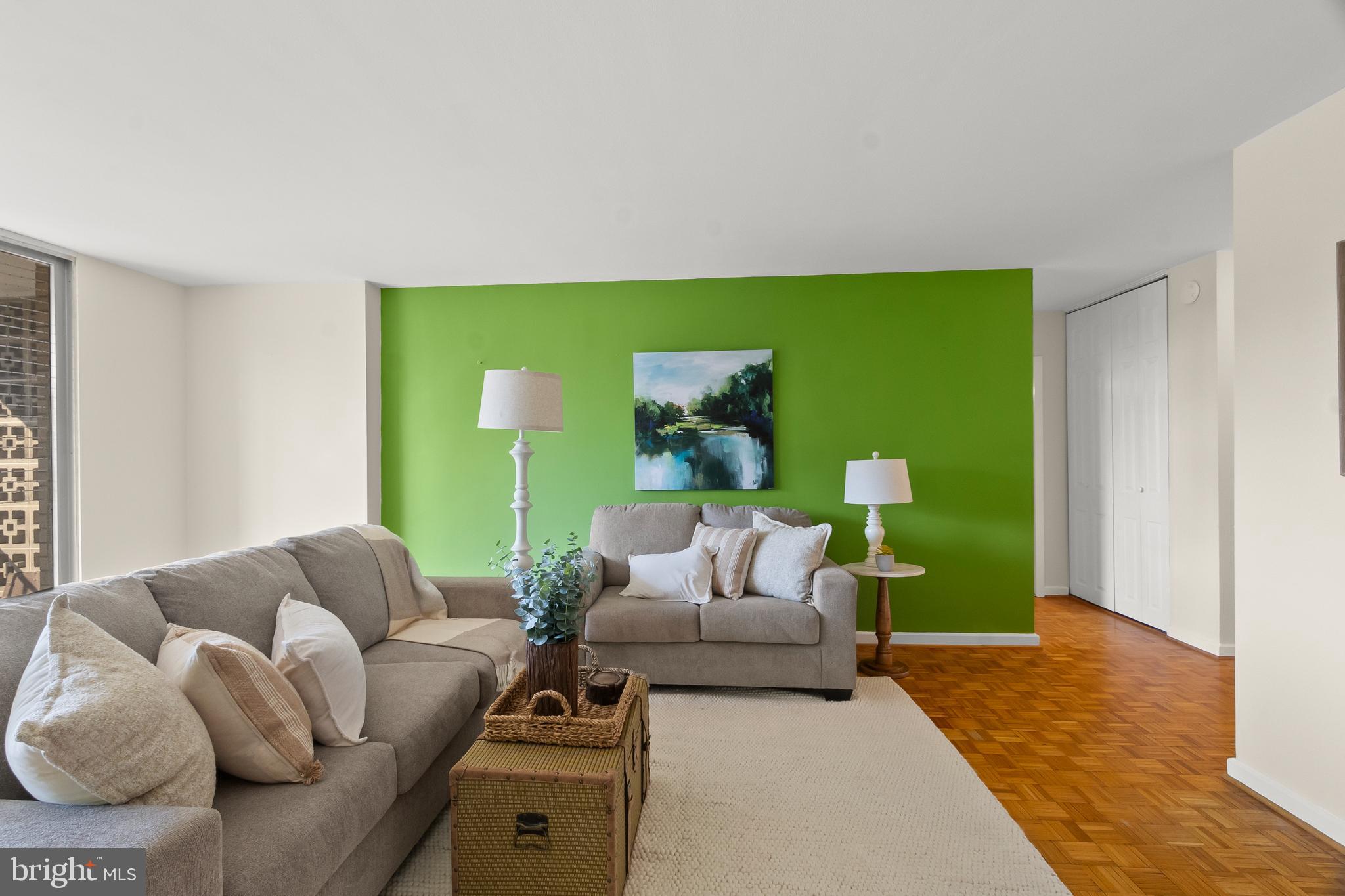 1401 PENNSYLVANIA AVENUE 208