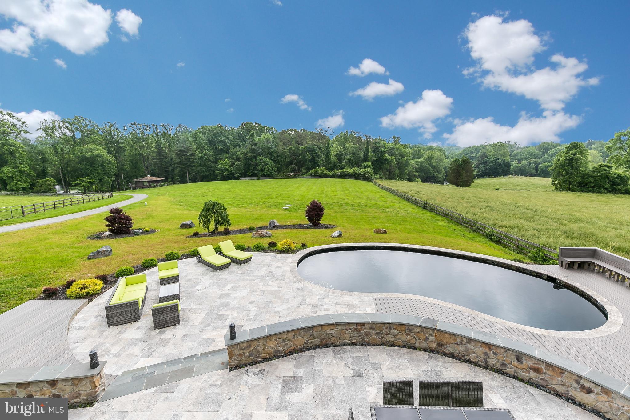 MONKTON - Residential