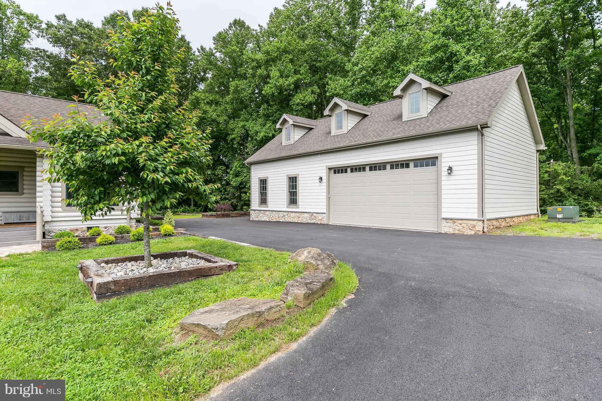 MONKTON - Residential