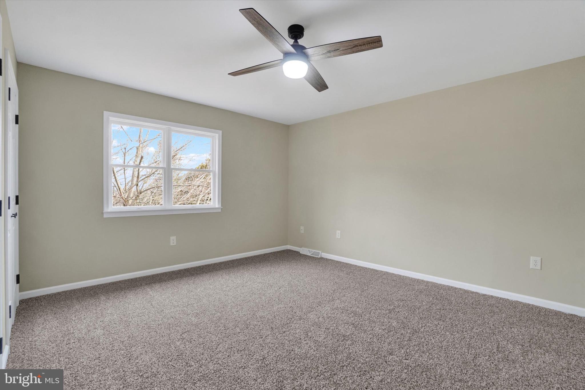 KENDALE HEIGHTS - Residential