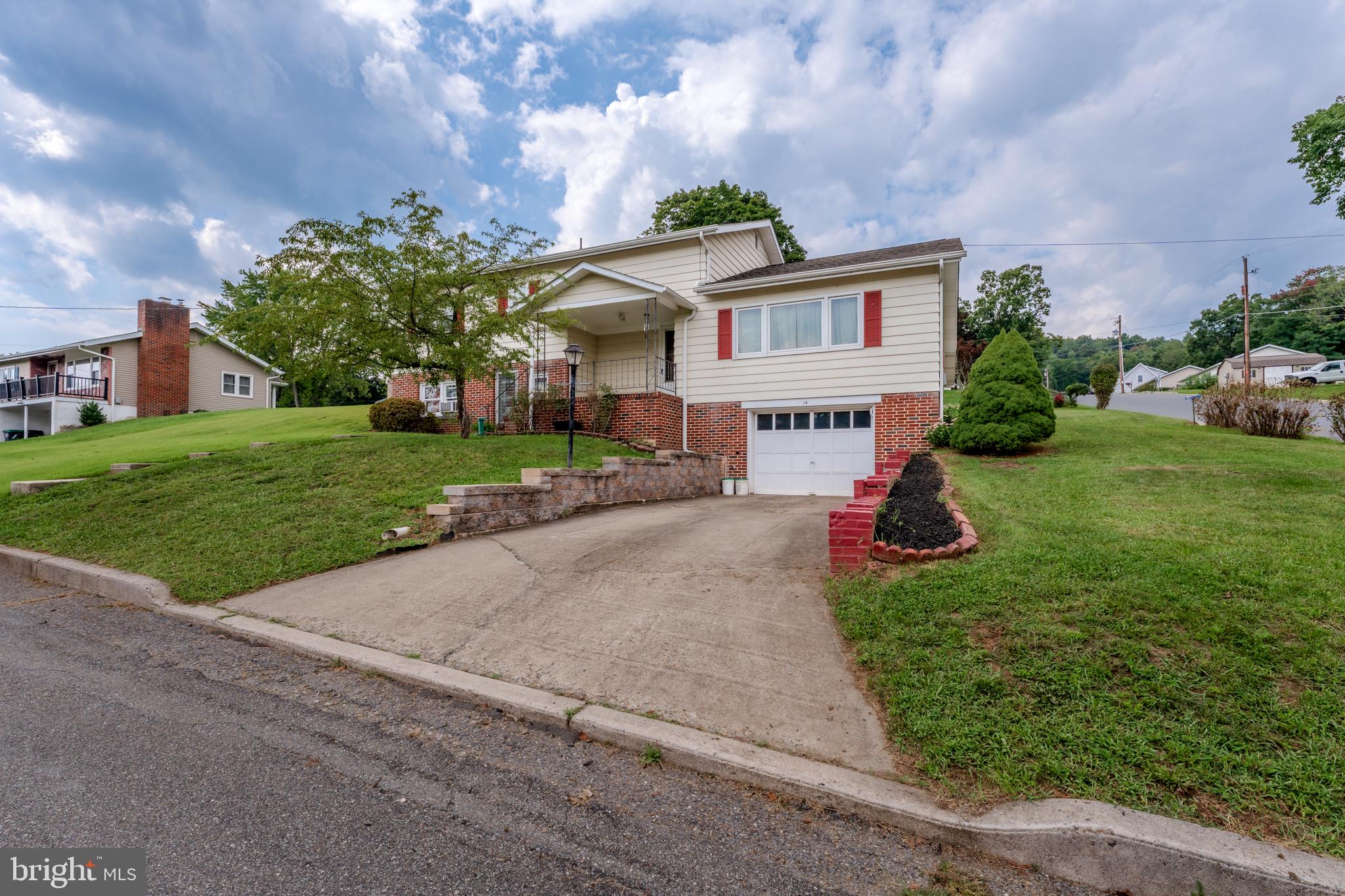 14 BROOK DRIVE