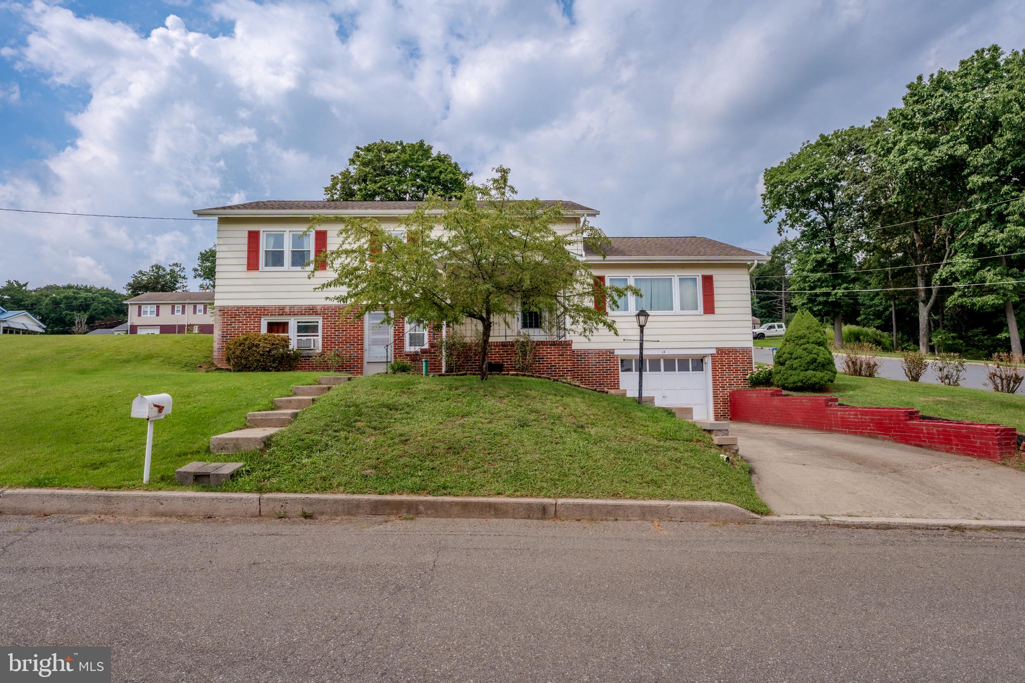 14 BROOK DRIVE