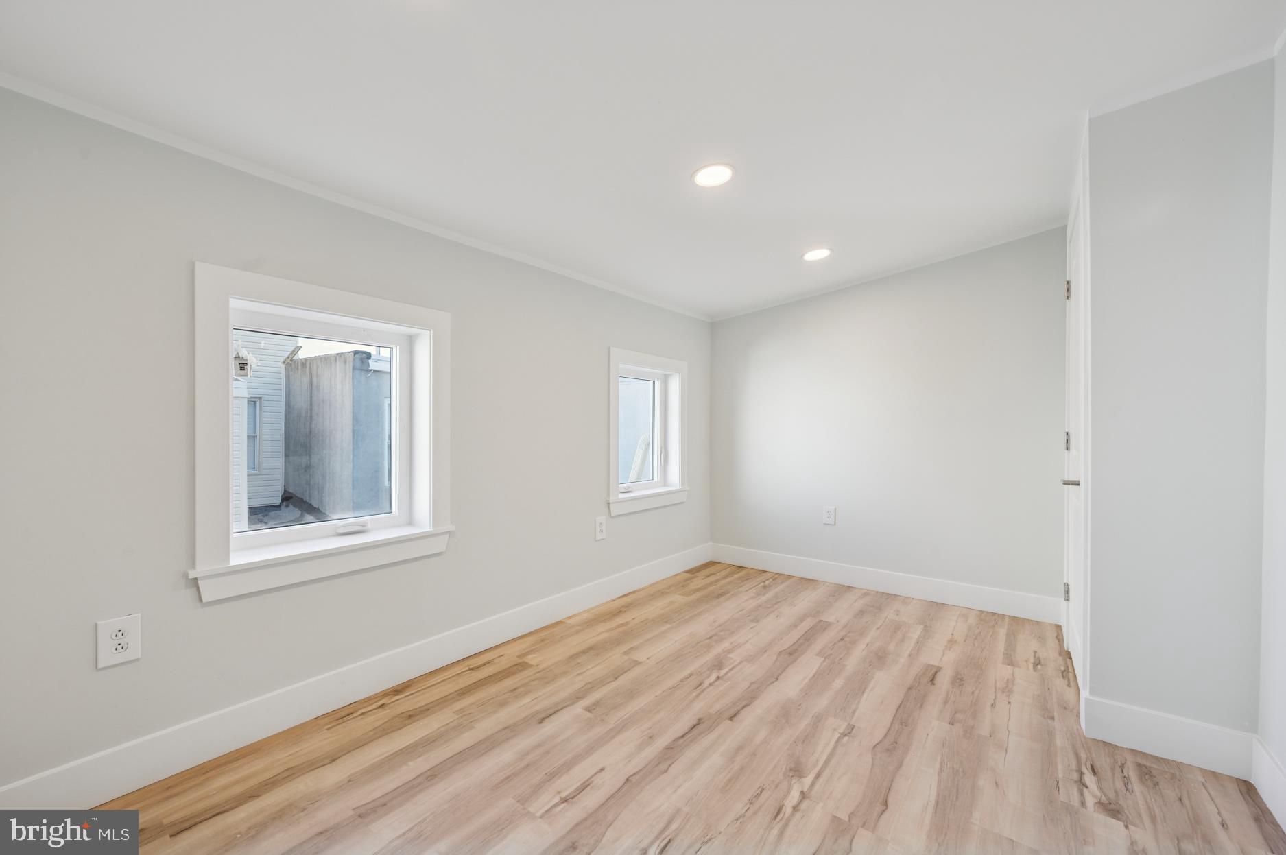 NORRIS SQUARE - Residential