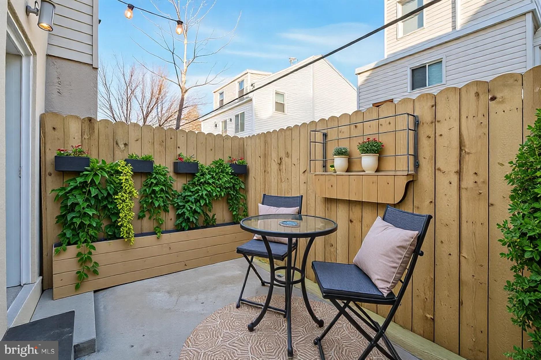 NORRIS SQUARE - Residential