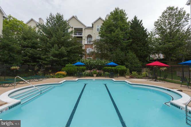 RANDOM HILLS - Residential Lease