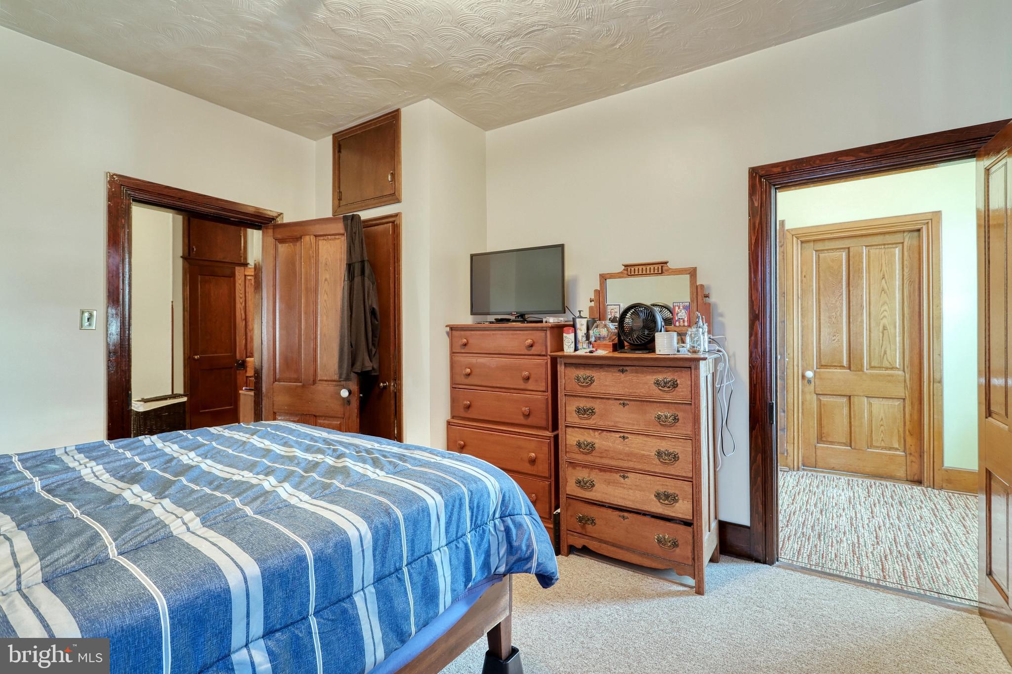 GLEN ROCK BORO - Residential Income