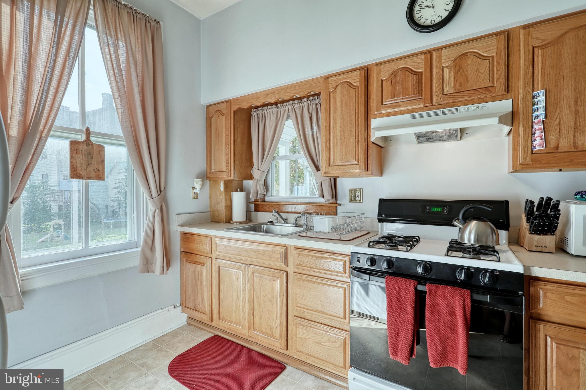 GLEN ROCK BORO - Residential Income