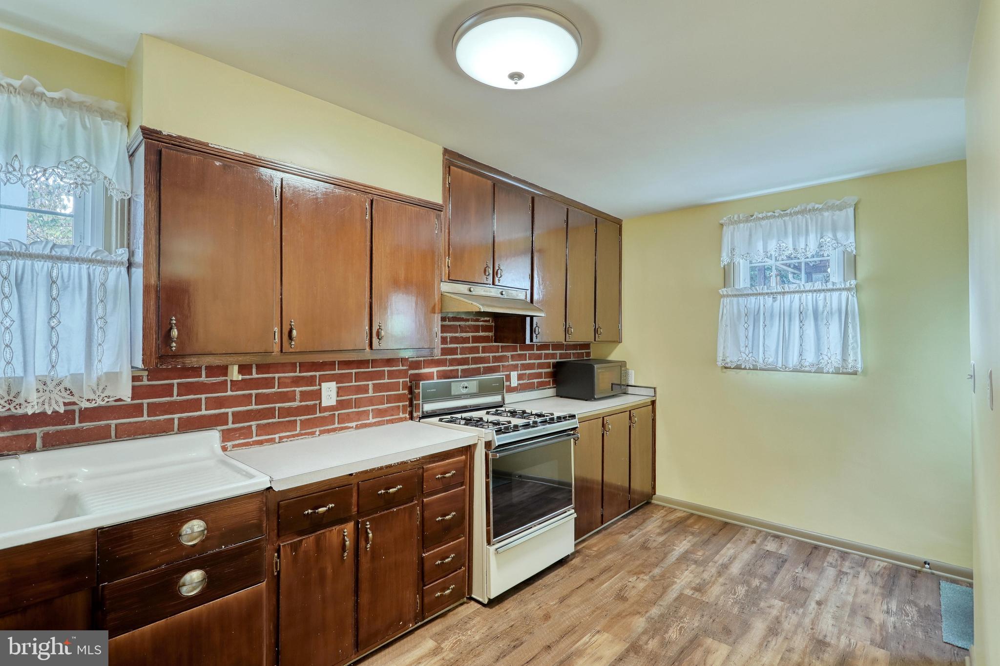 GLEN ROCK BORO - Residential Income