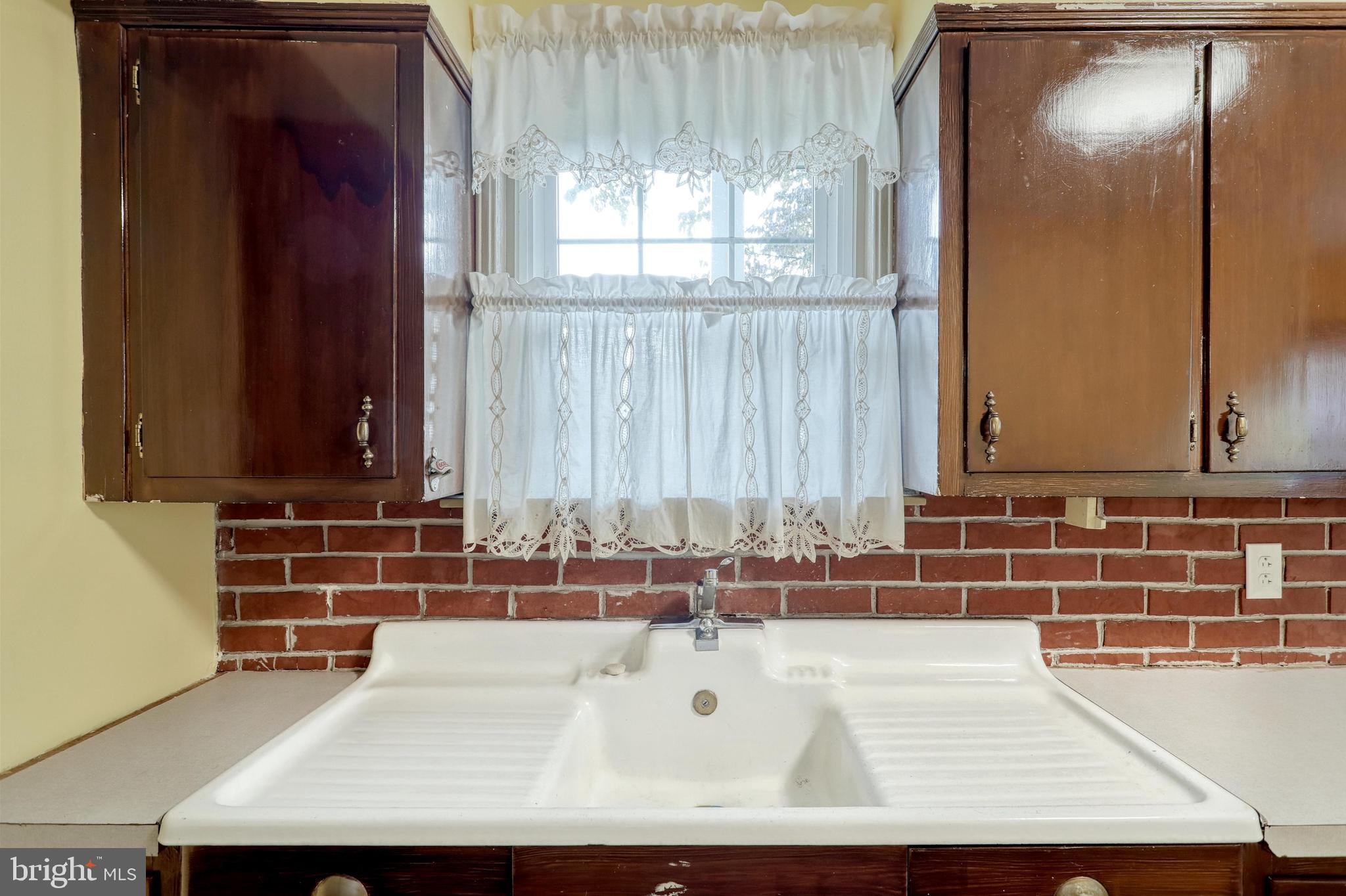 GLEN ROCK BORO - Residential Income