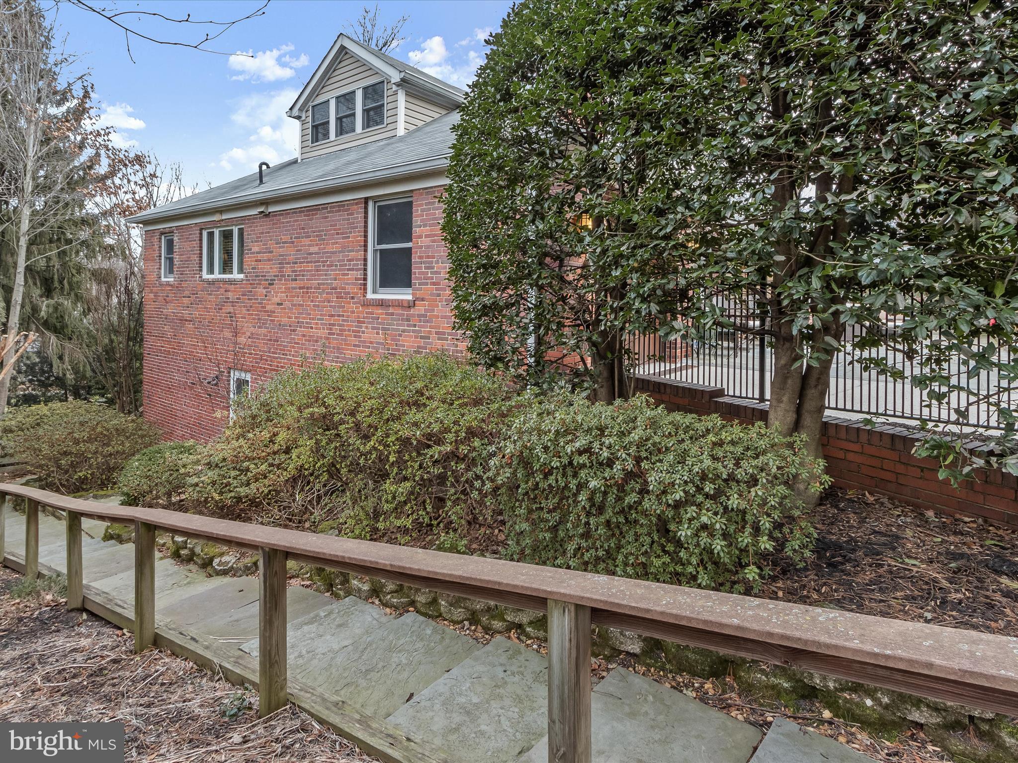 SPRINGHILL - Residential