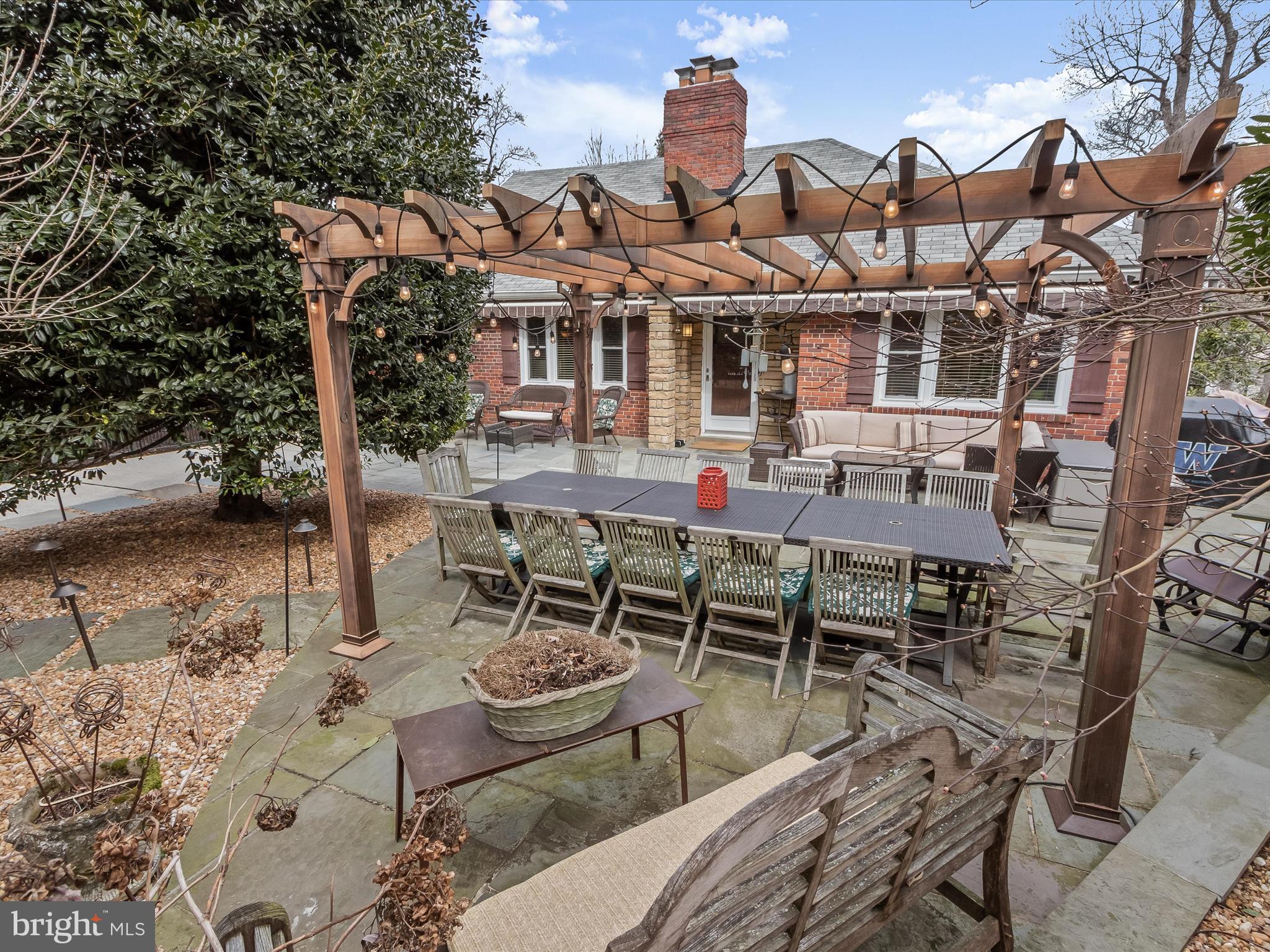 SPRINGHILL - Residential