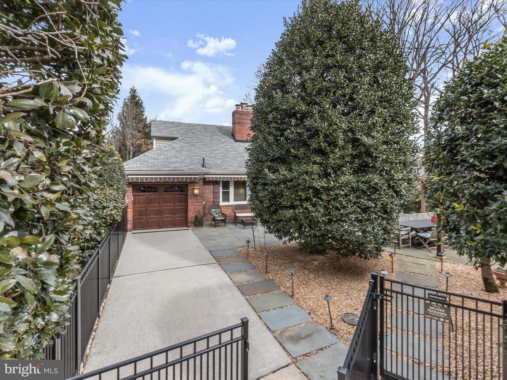 SPRINGHILL - Residential