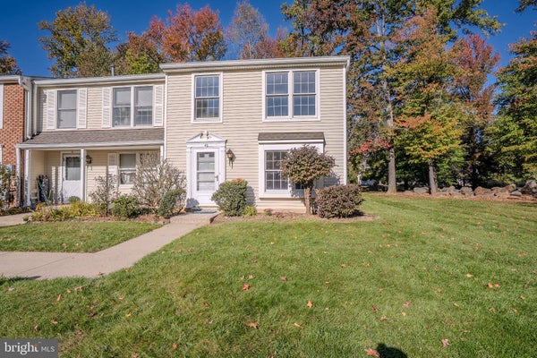49 COTTONWOOD CT, MONMOUTH JUNCTION, NJ 08852 - Image 6be095ea2586294cb255afa1d865bb9d/3019620850