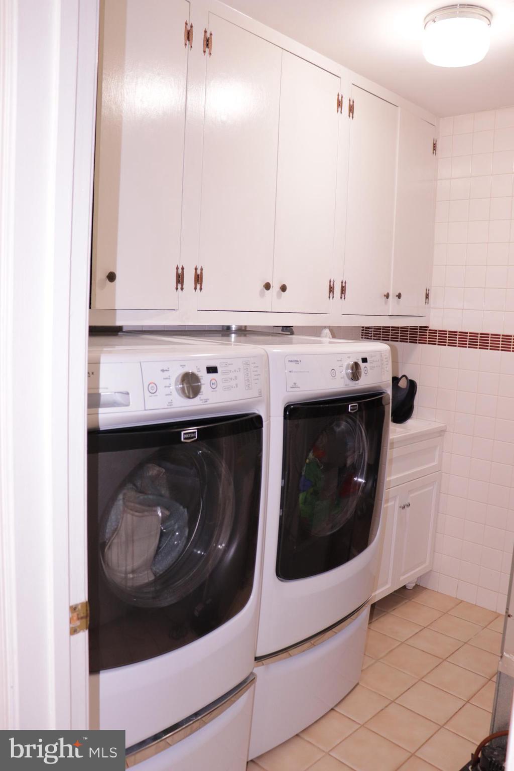 STERLING  PARK - Residential