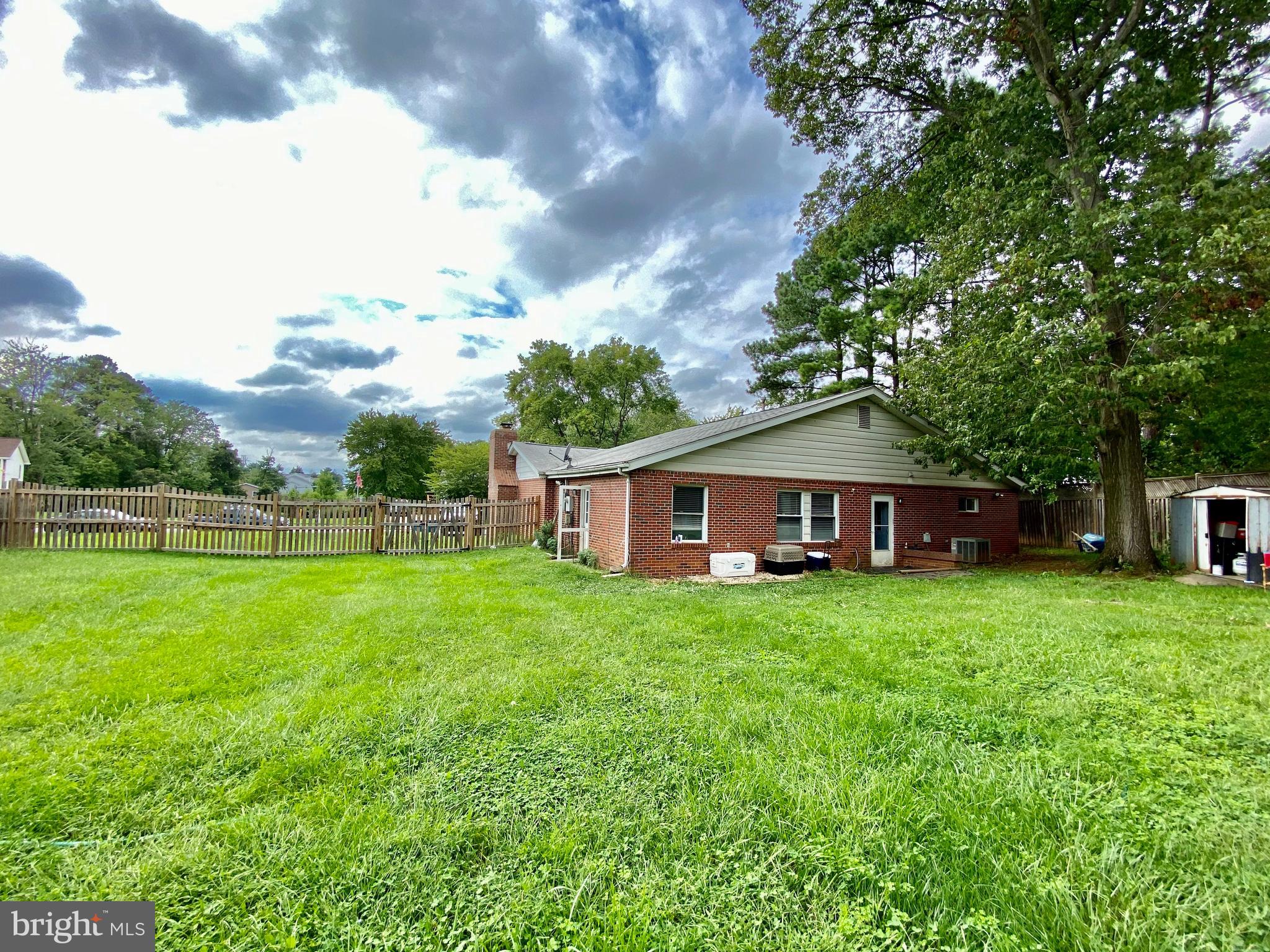 STERLING  PARK - Residential