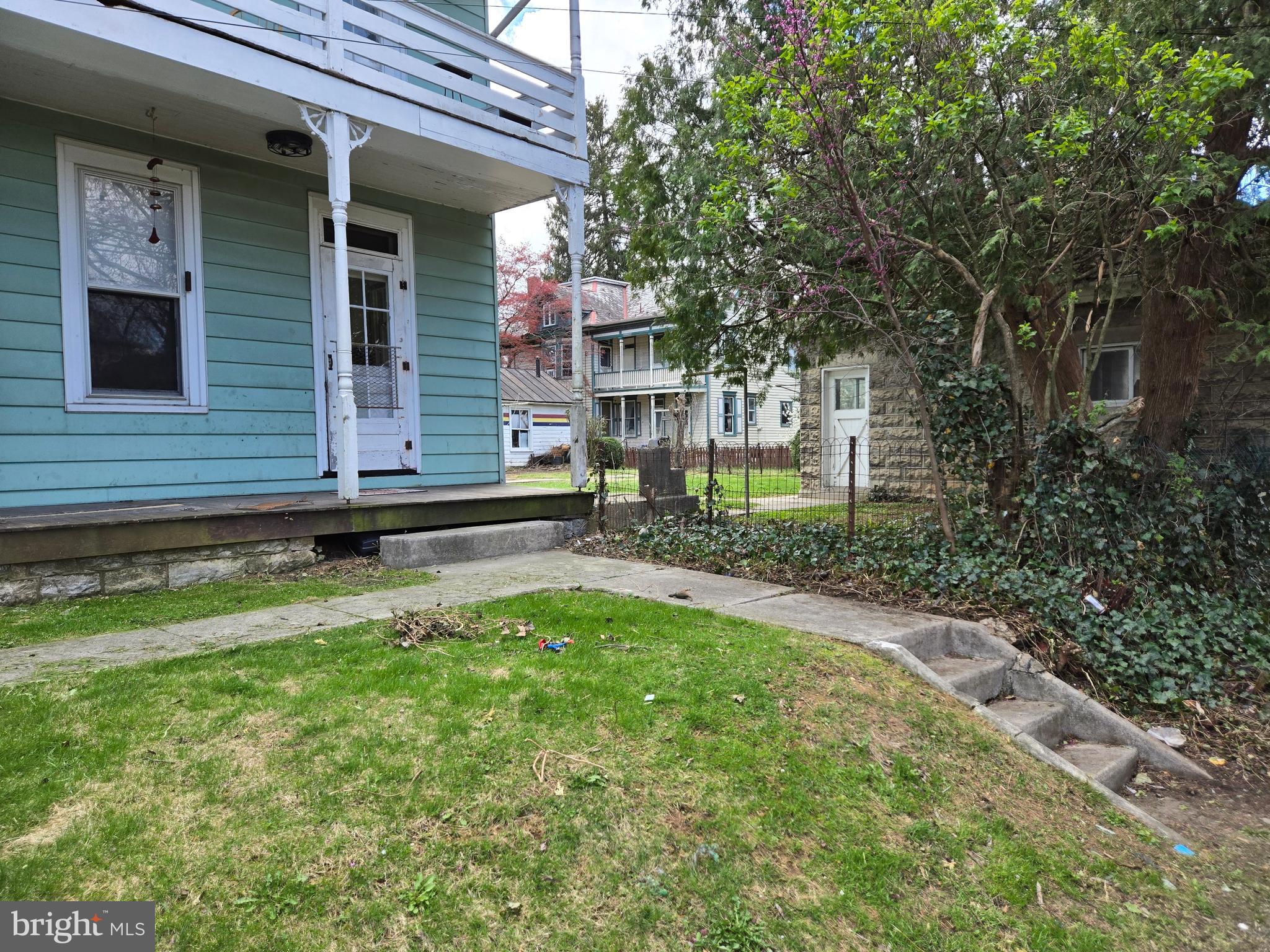 MECHANICSBURG BOROUGH - Residential Lease