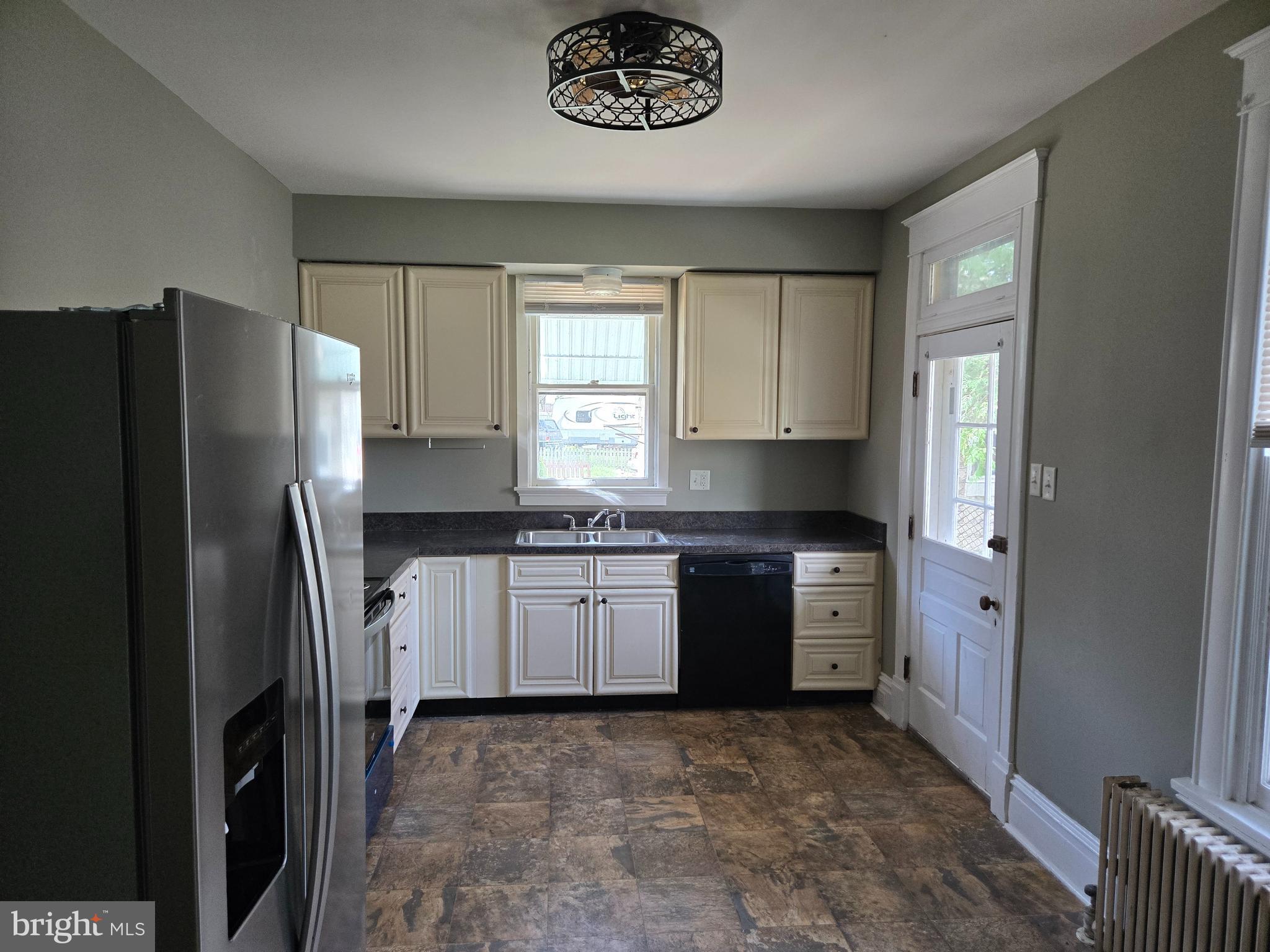 MECHANICSBURG BOROUGH - Residential Lease