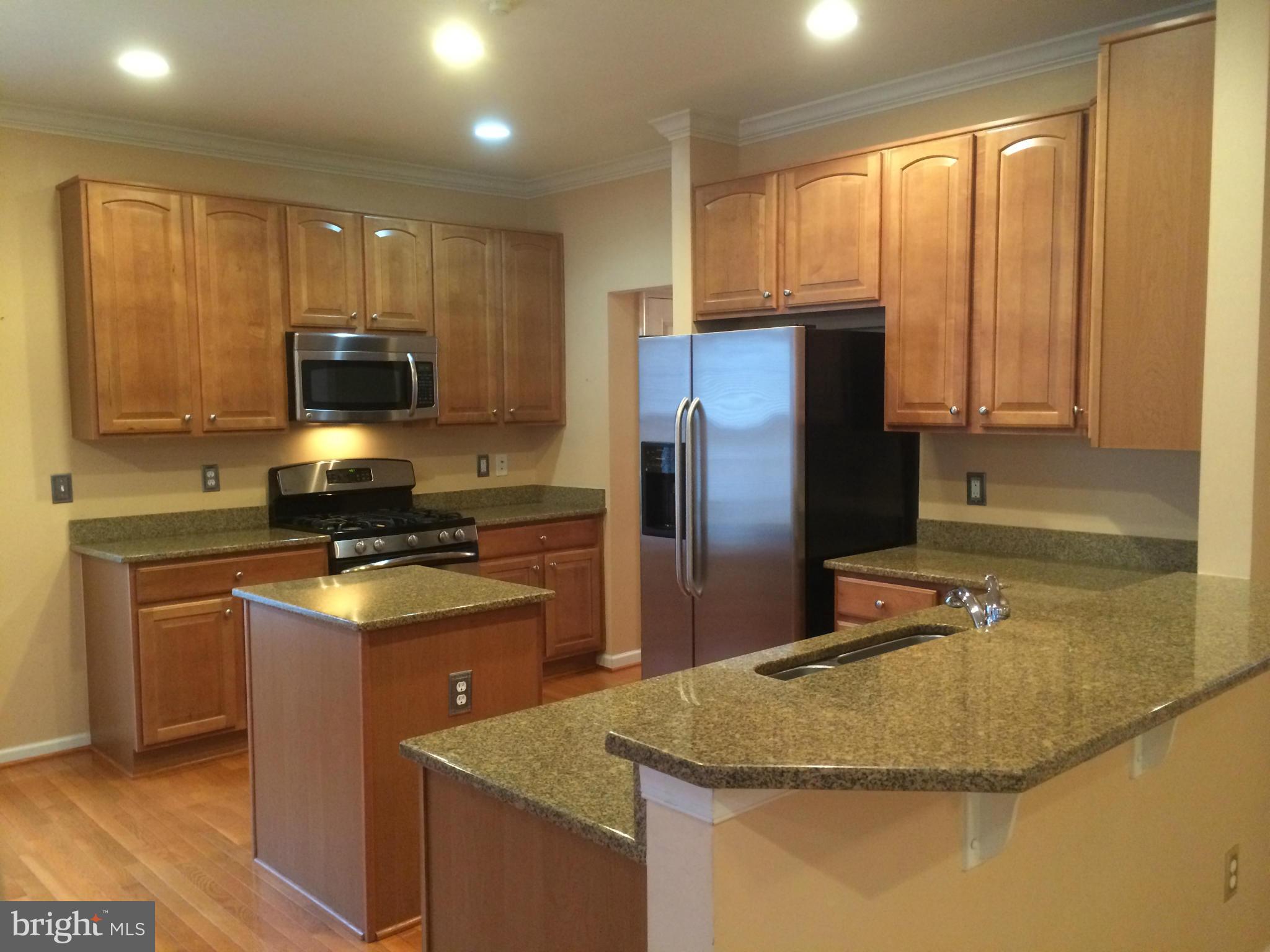 PORT POTOMAC - Residential Lease