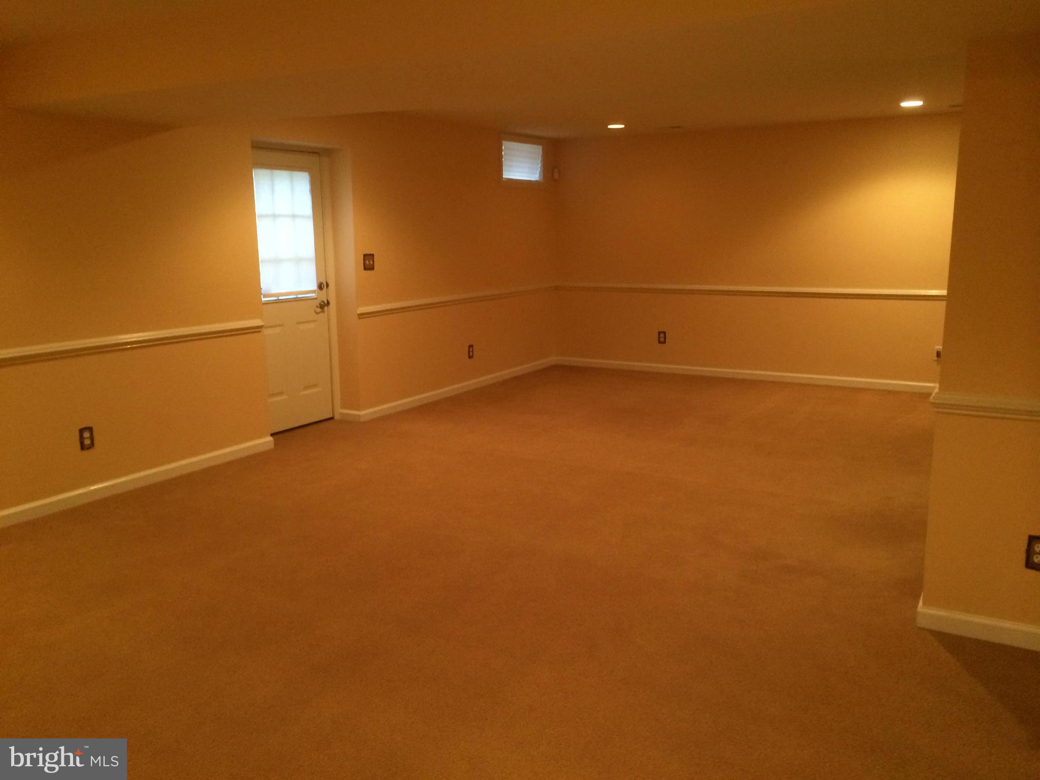 PORT POTOMAC - Residential Lease