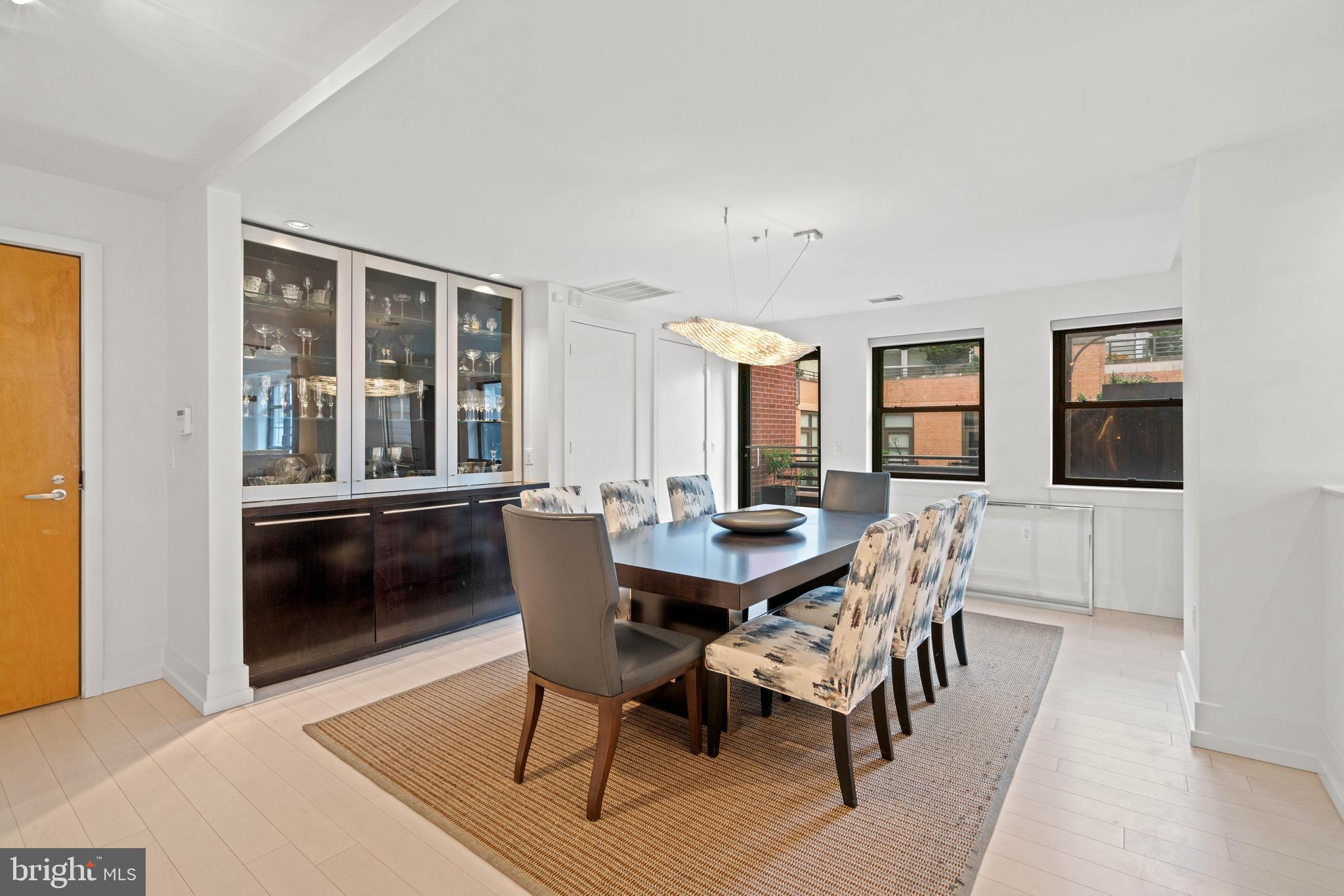 LOGAN CIRCLE - Residential