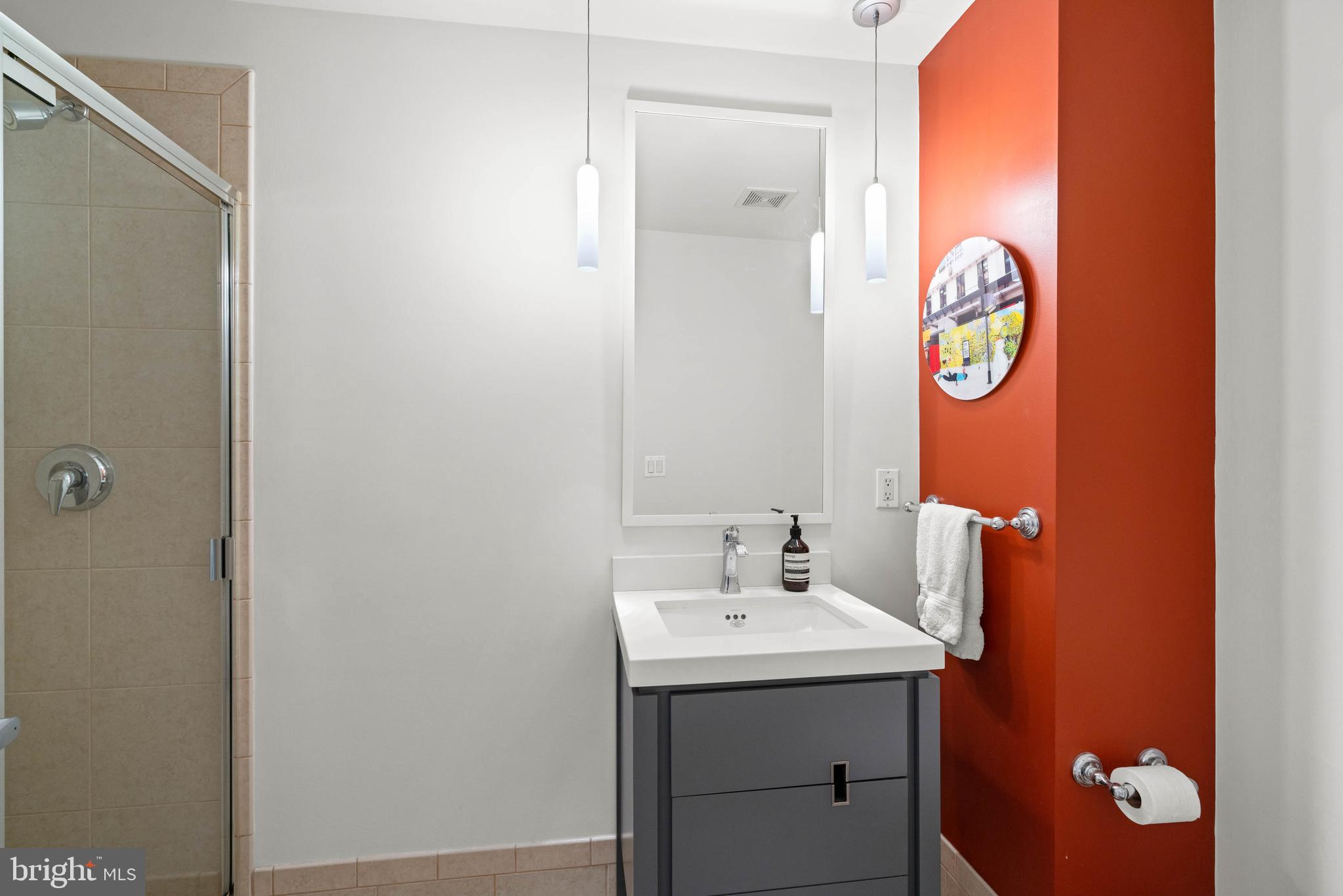 LOGAN CIRCLE - Residential