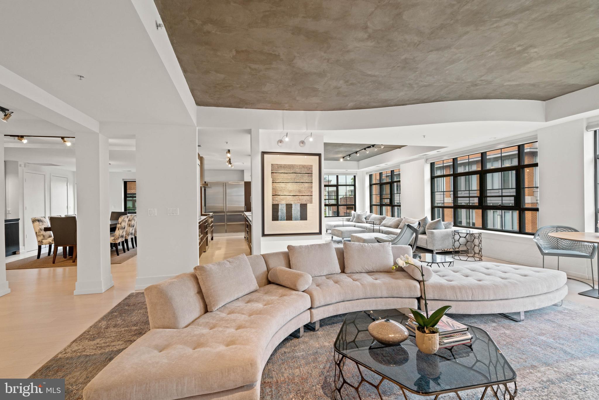 LOGAN CIRCLE - Residential