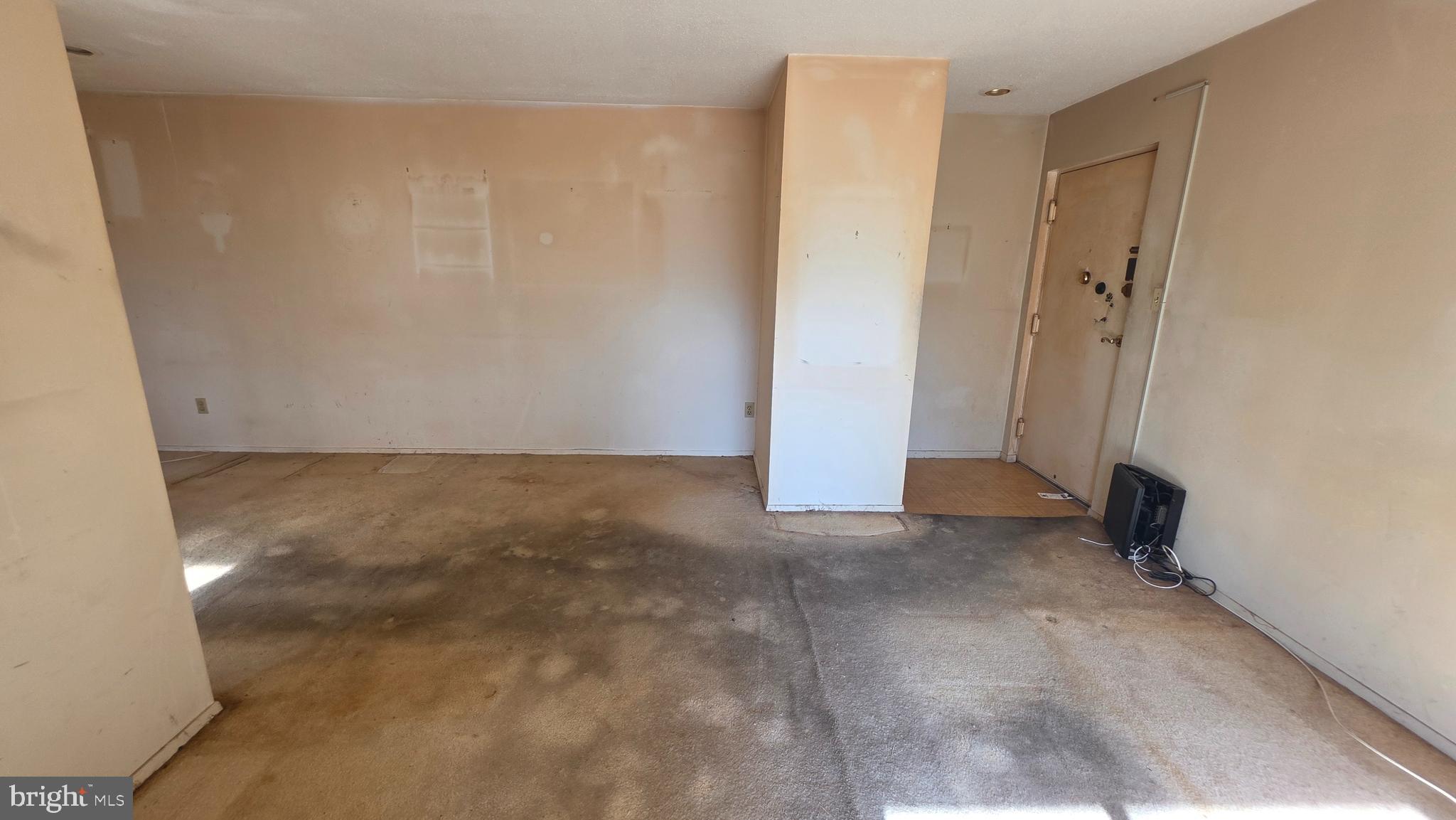 REISTERSTOWN - Residential