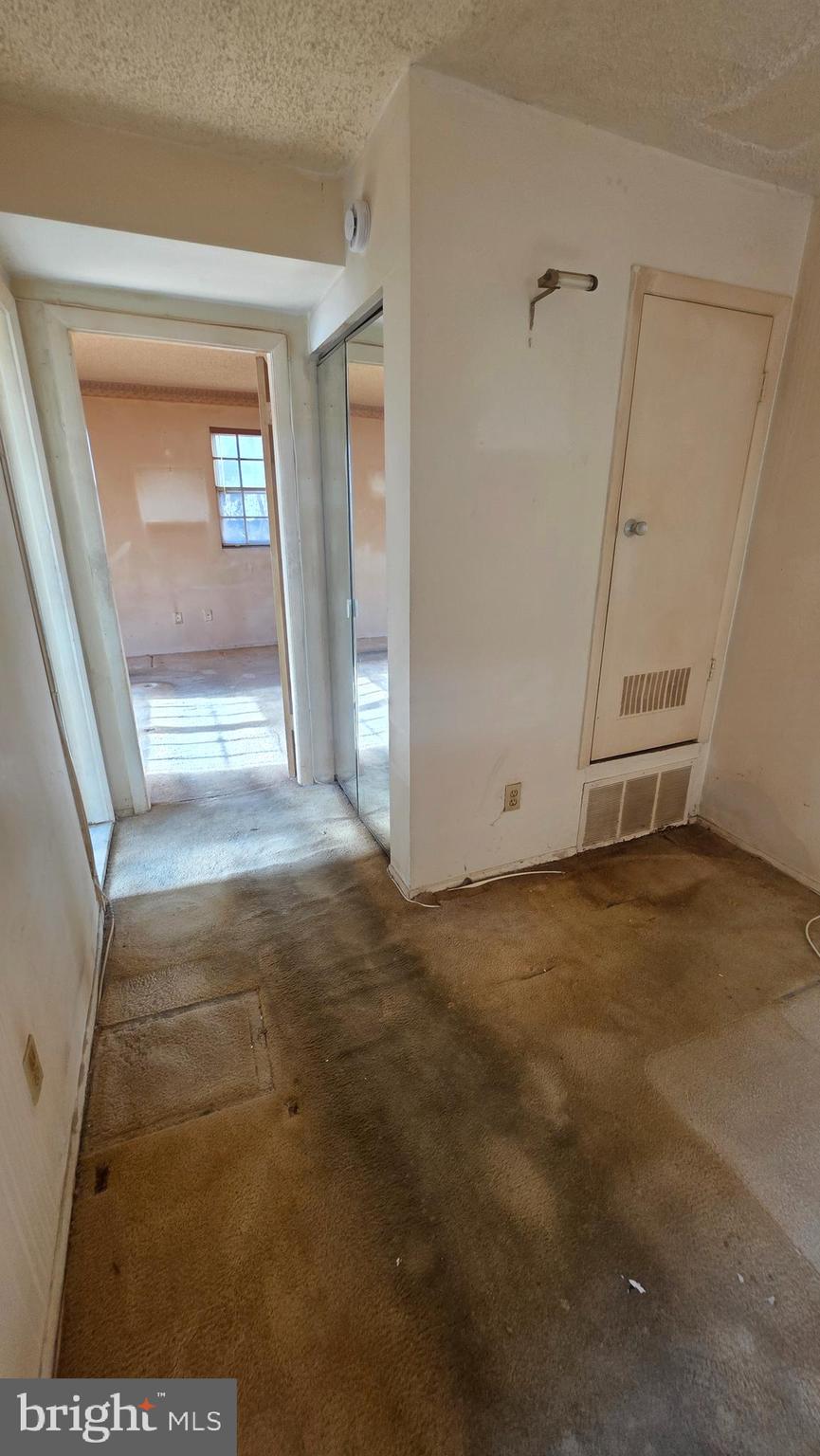 REISTERSTOWN - Residential