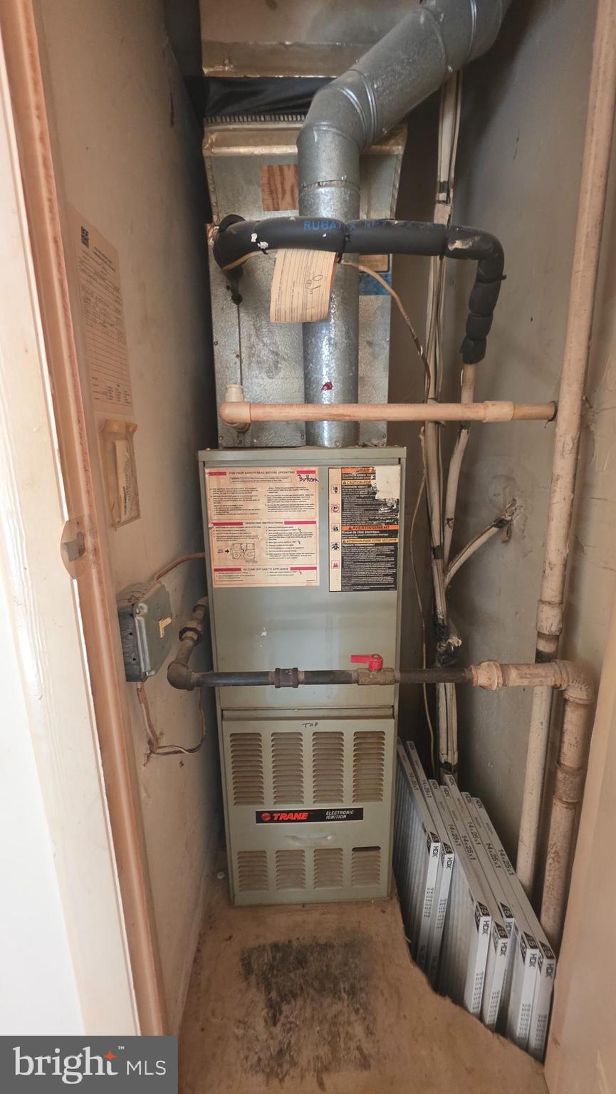 REISTERSTOWN - Residential