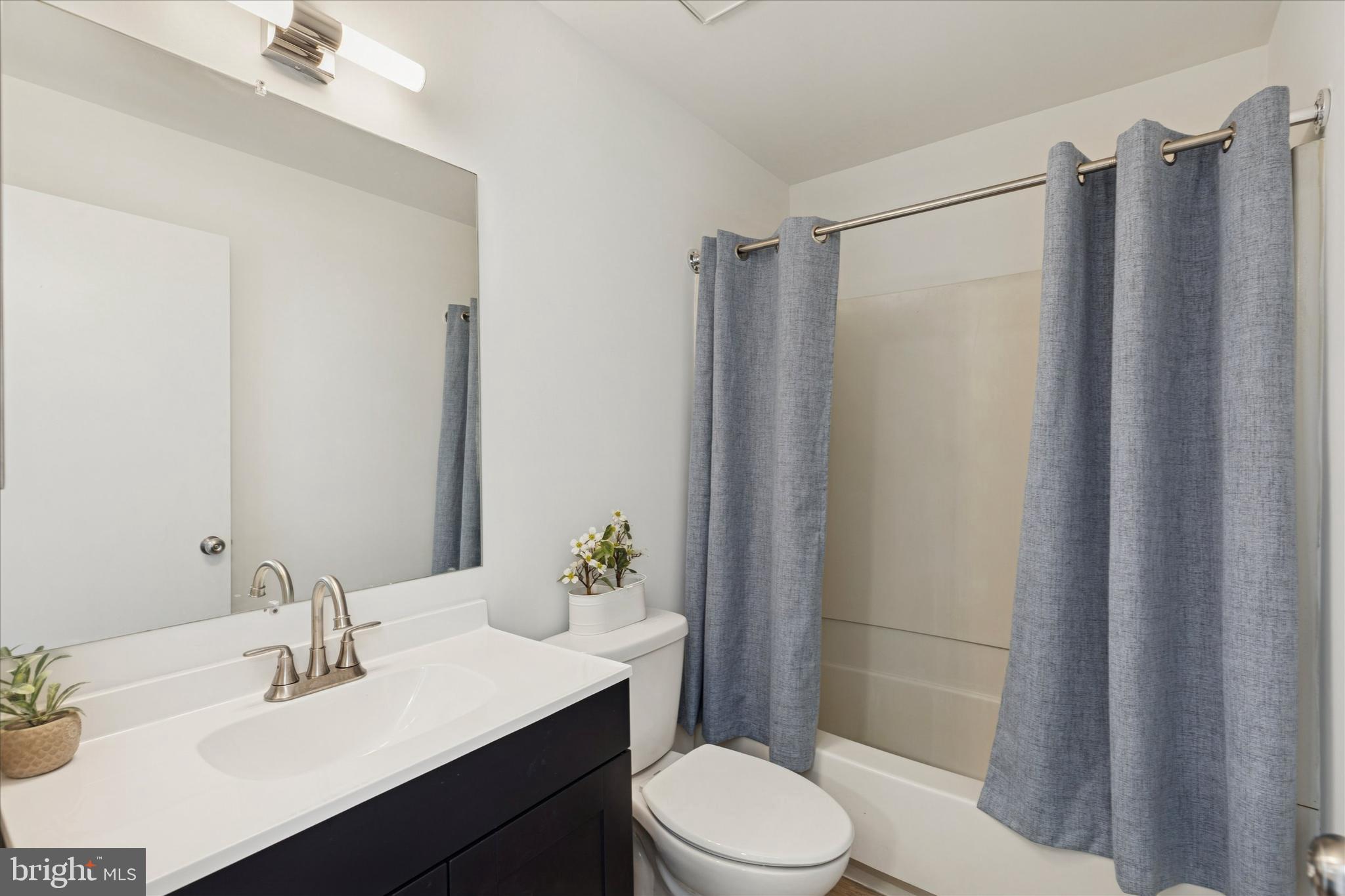 NORTHRIDGE ESTATES - Residential