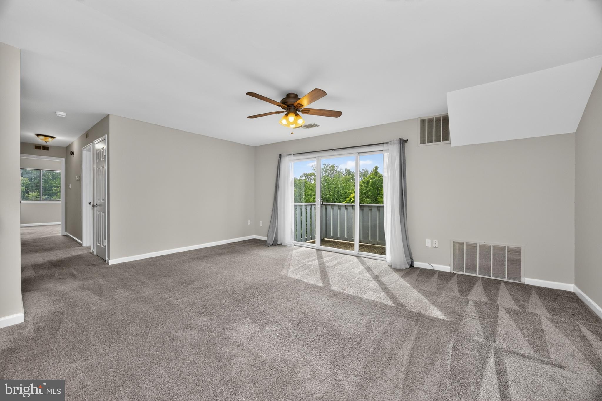 1016 DOGWOOD COURT, LANSDALE, PA, 19446 1016 DOGWOOD COURT