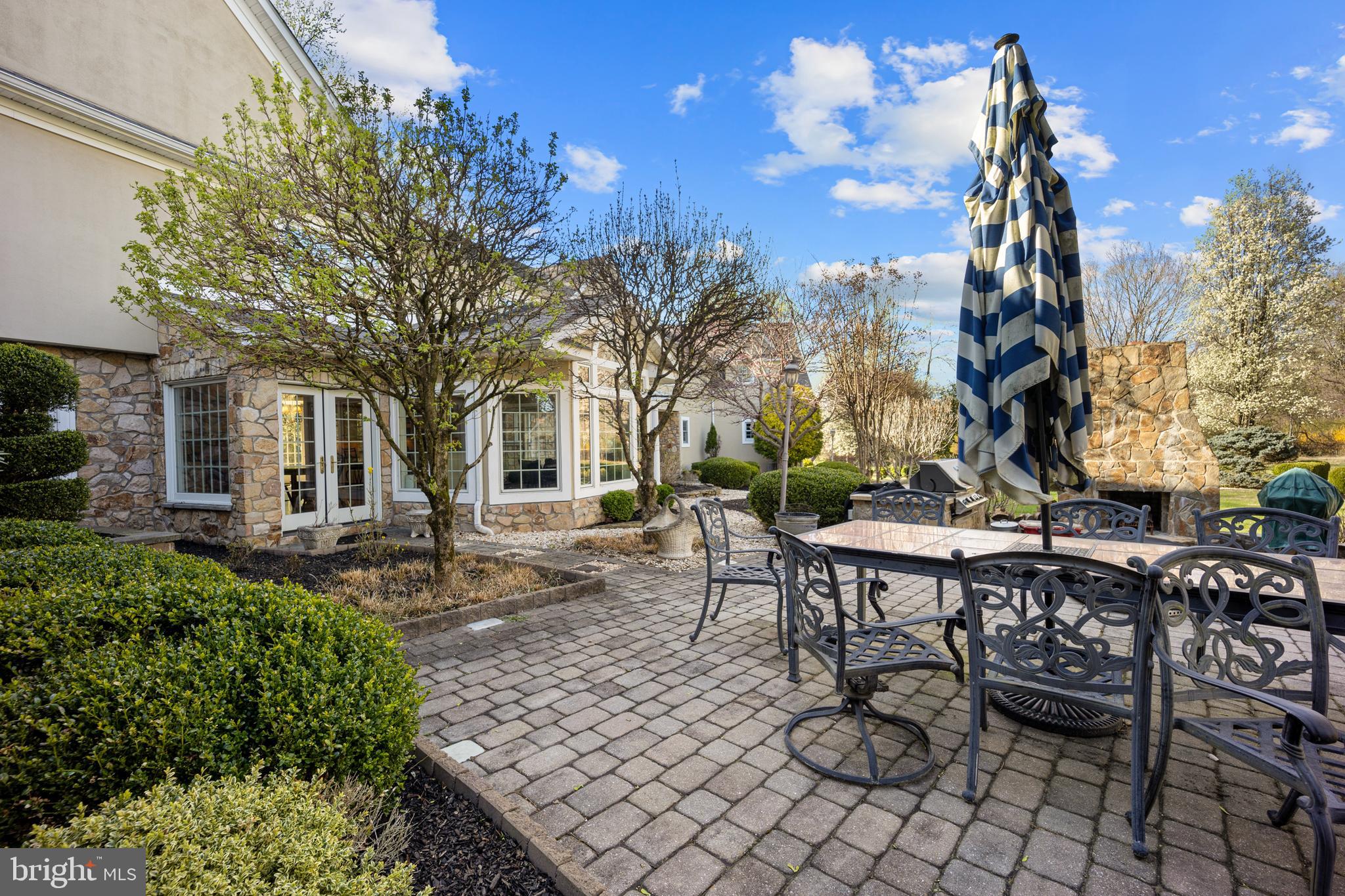 734 NORTHBROOK ROAD
