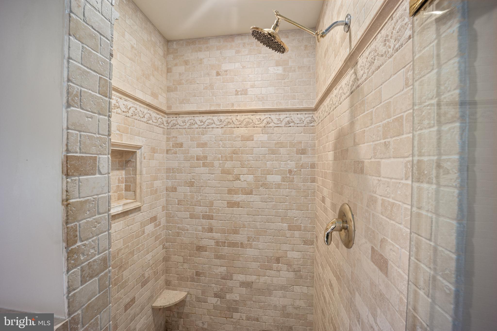 CANAVAN - Residential