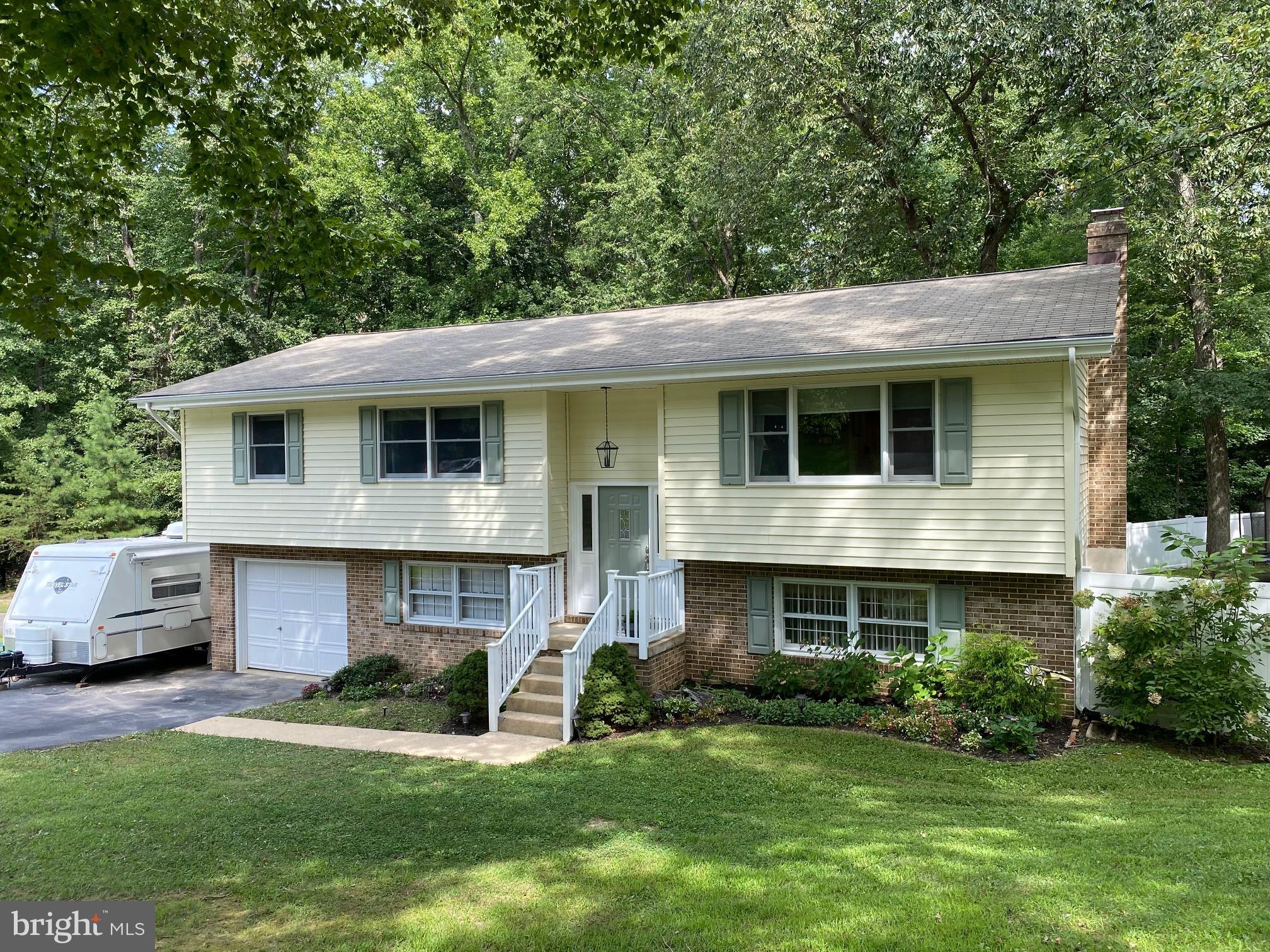 KINGSTON - Residential
