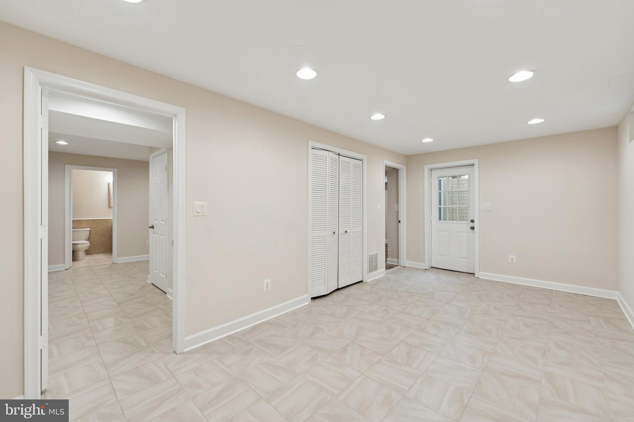 CROSSPOINTE - Residential Lease