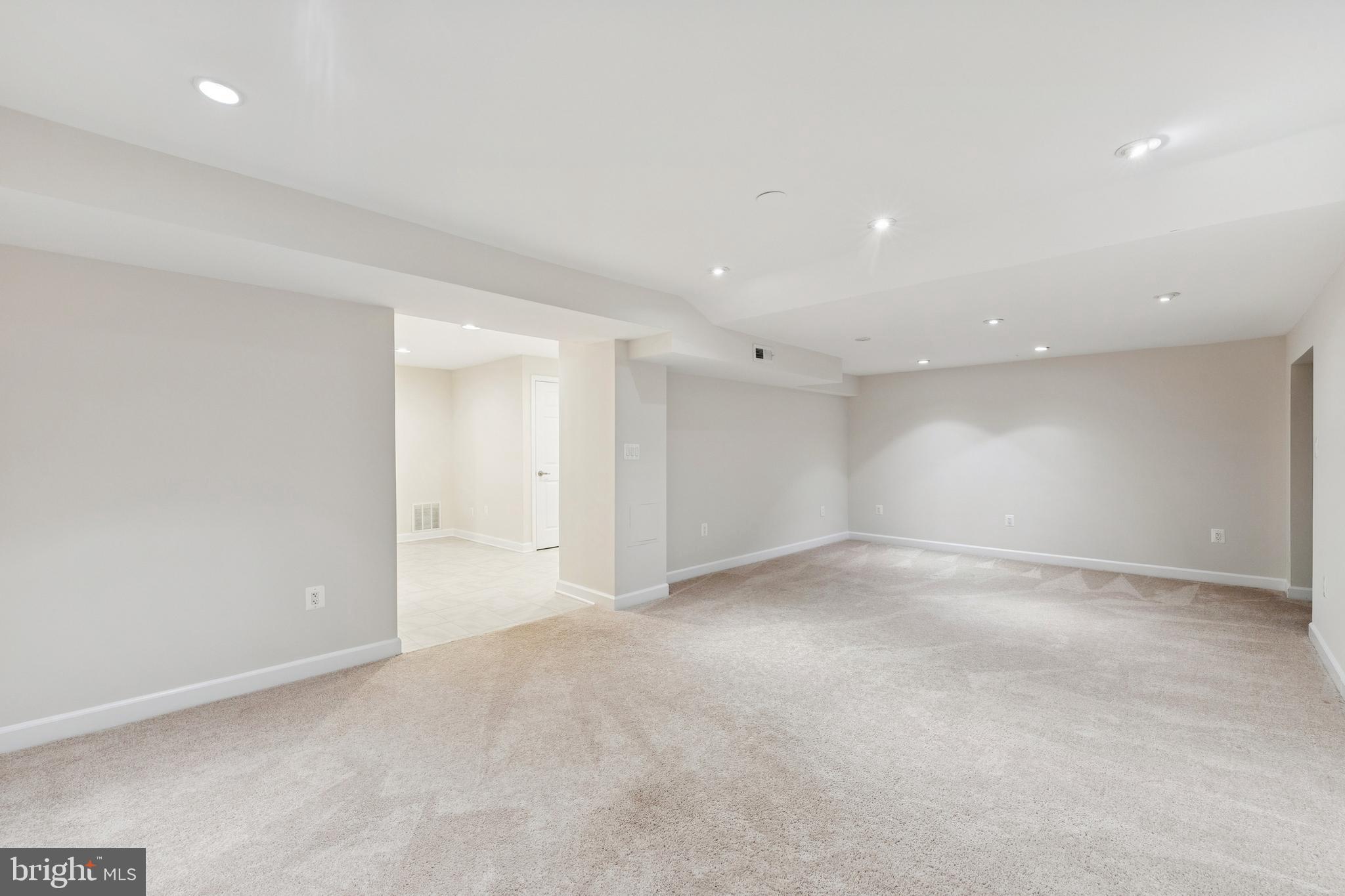 CROSSPOINTE - Residential Lease