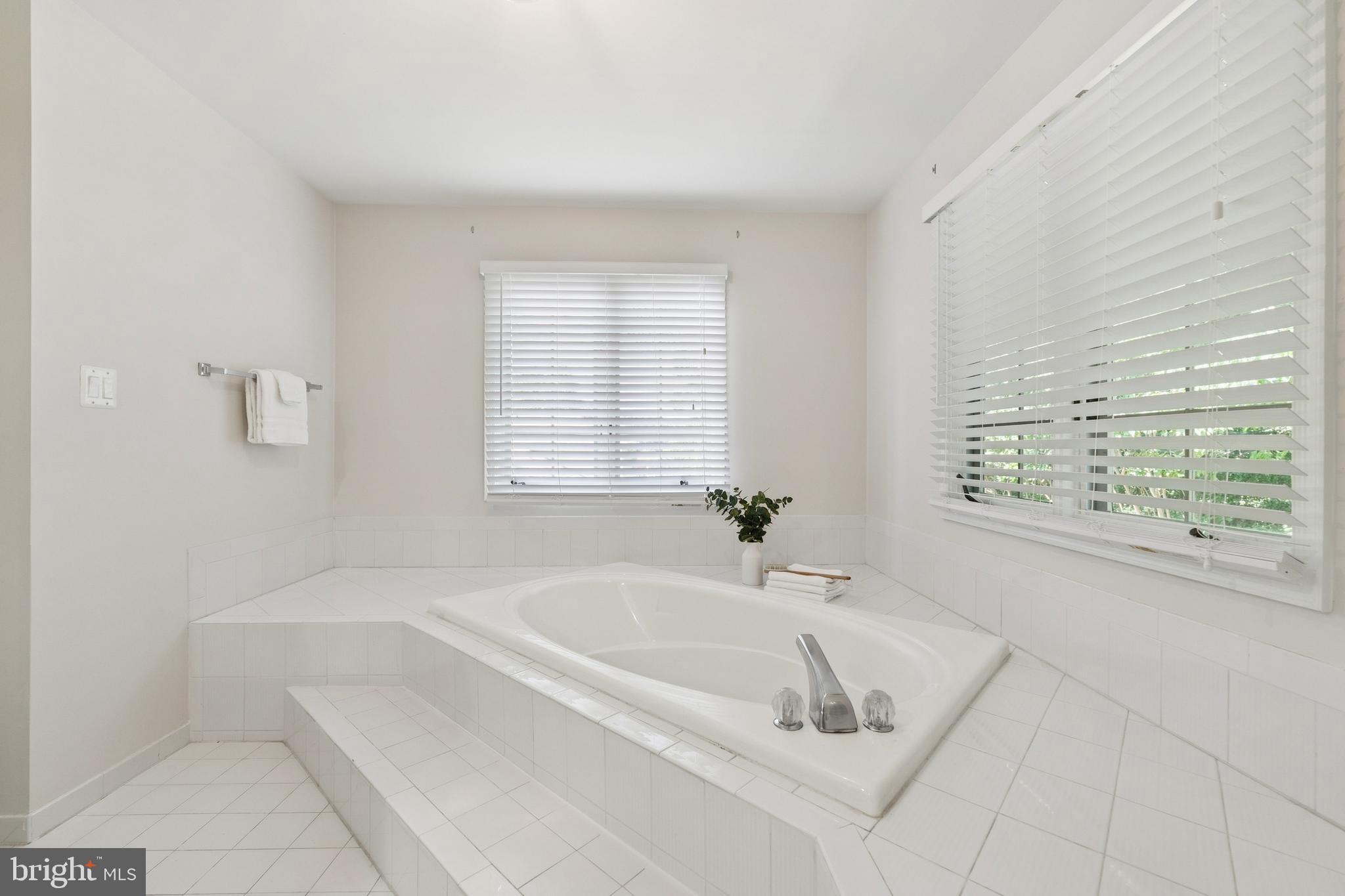 CROSSPOINTE - Residential Lease