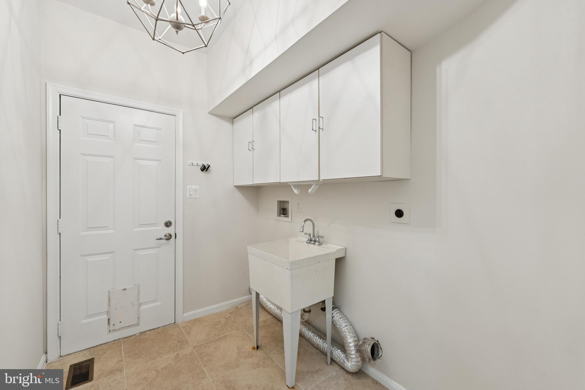 CROSSPOINTE - Residential Lease